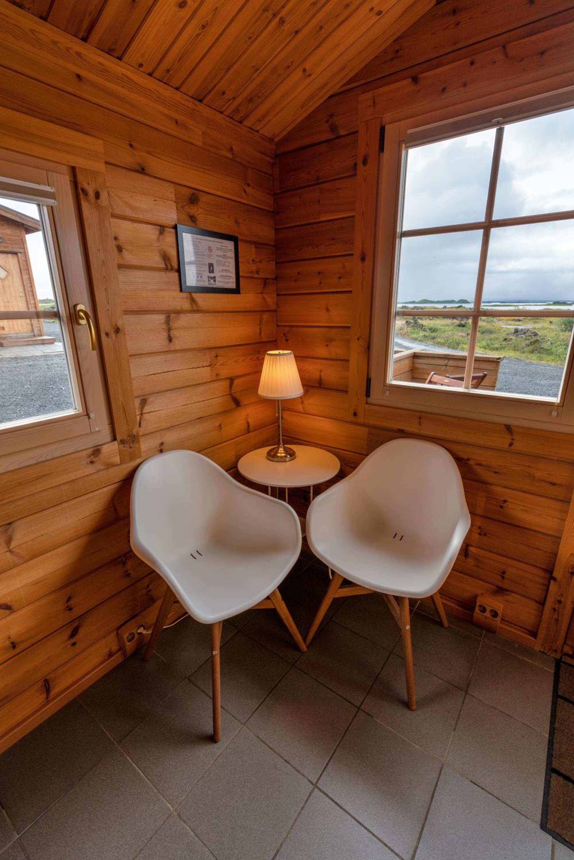 One-Bedroom Cottage - Photo 3