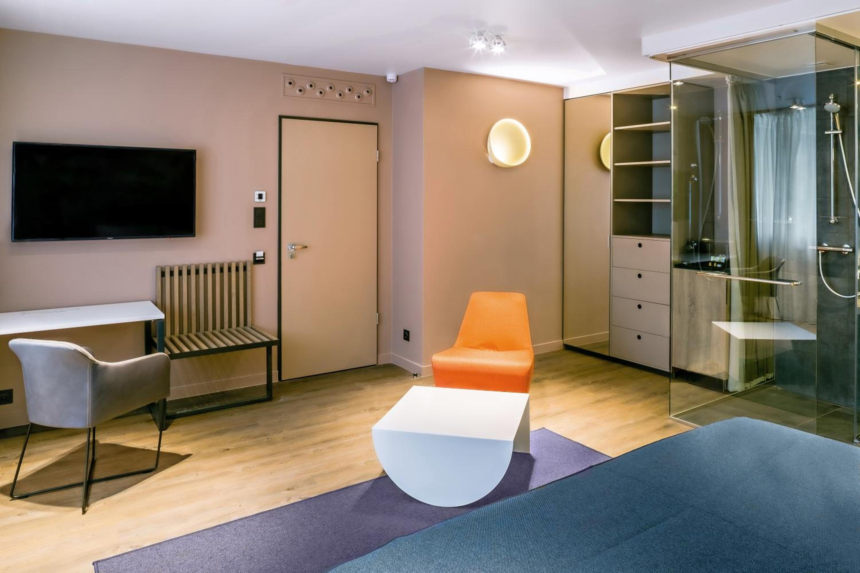 Deluxe Room - Photo 2
