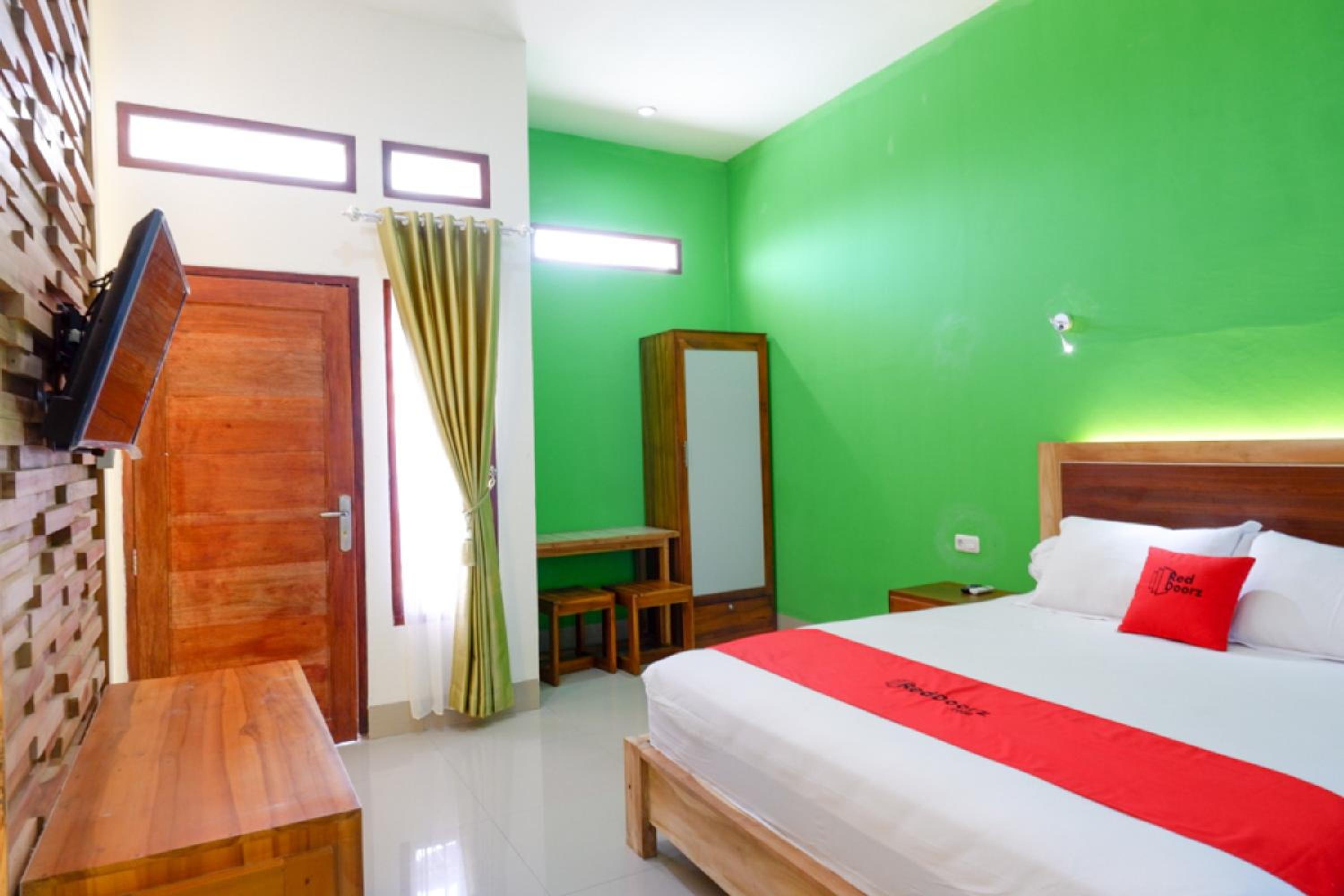 Double Room - Photo 5