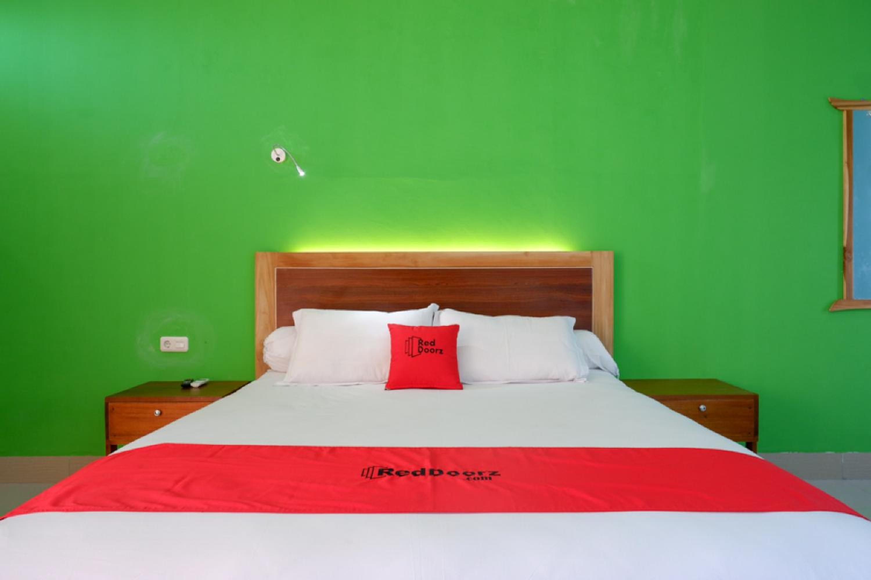 Double Room - Photo 6