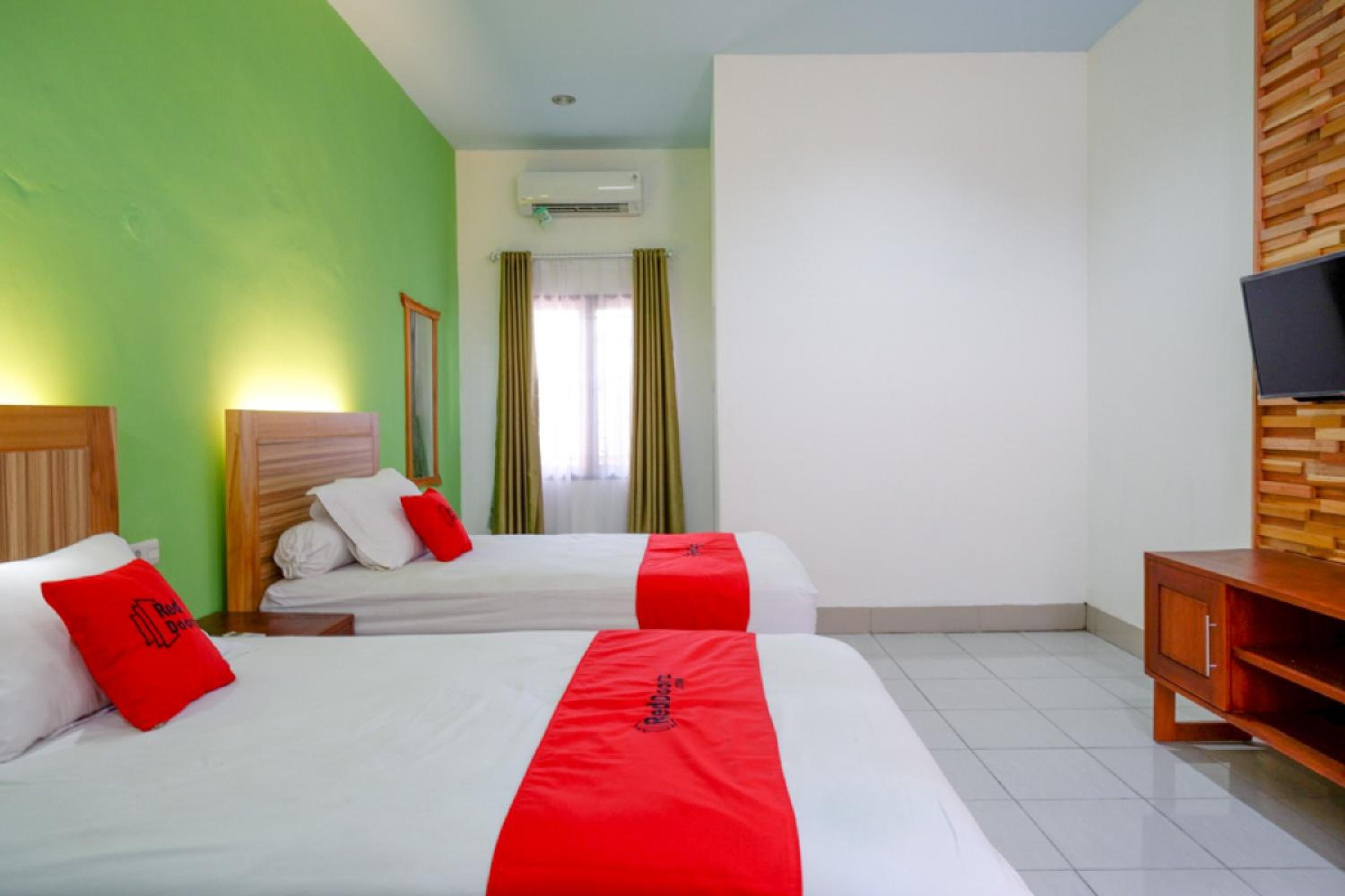 Twin Room - Photo 5