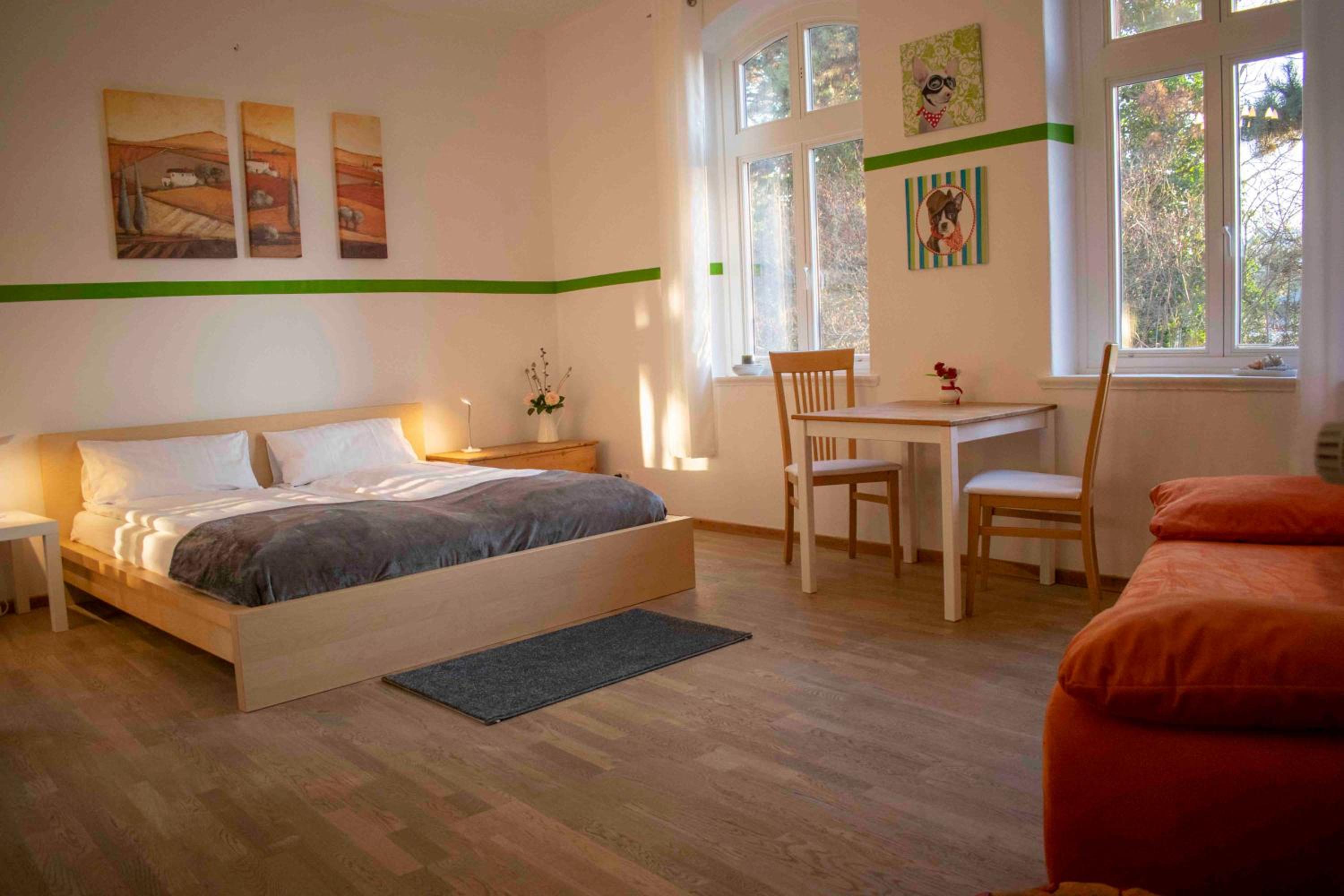 Double Room with Shared Bathroom photo 1