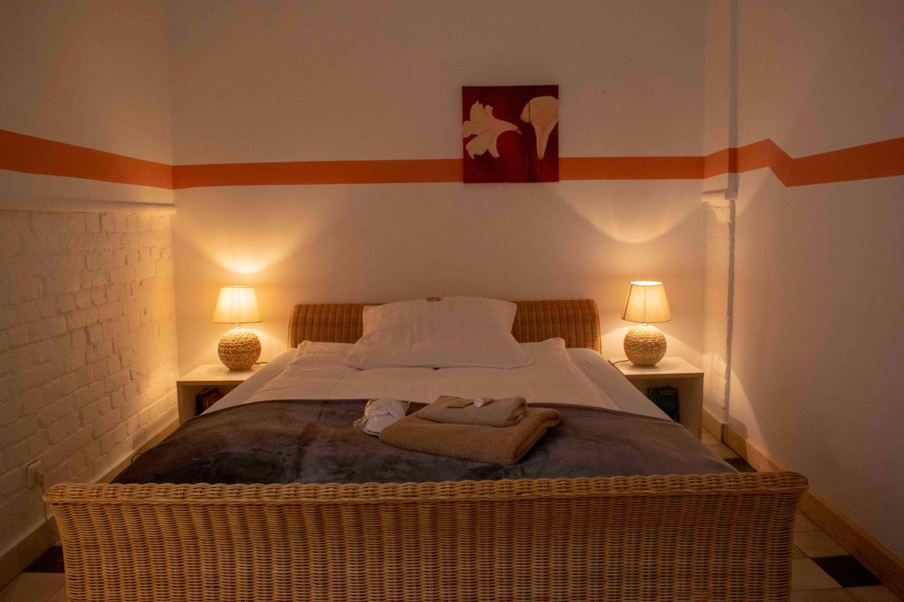 Small Double Room with Shared Bathroom photo 1