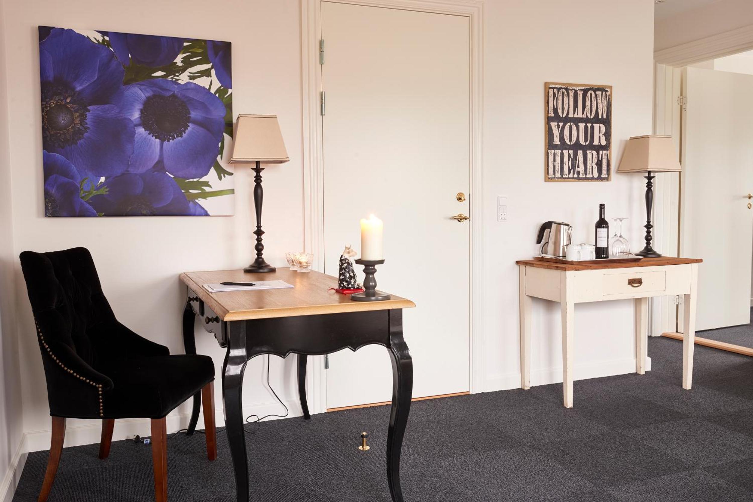 Suite - Photo 2