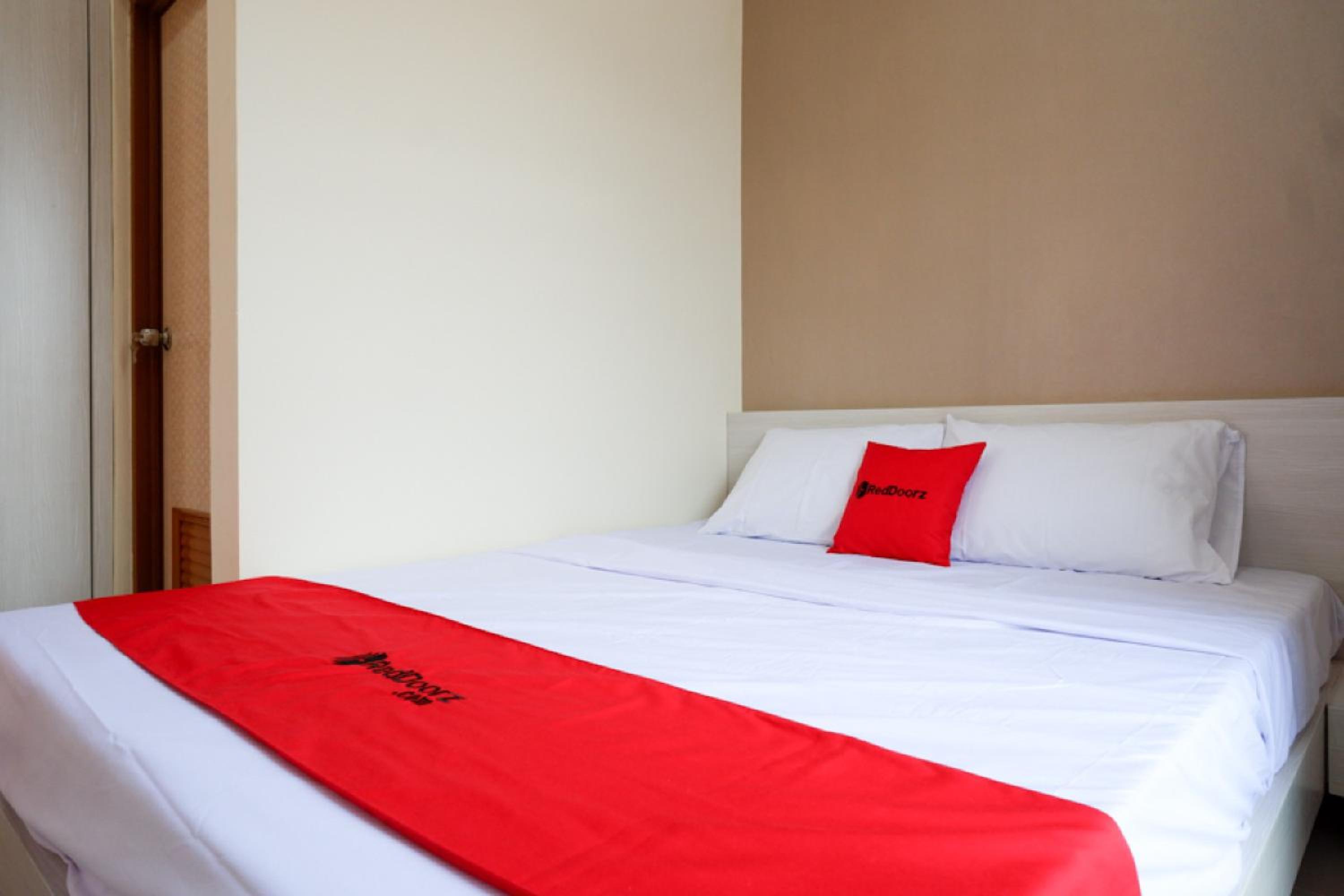 Standard Double Room - Photo 21