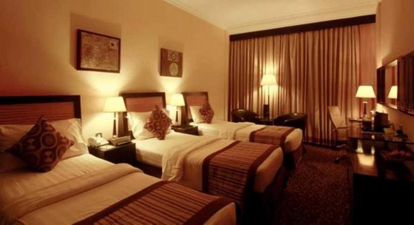 Standard Triple Room photo 2