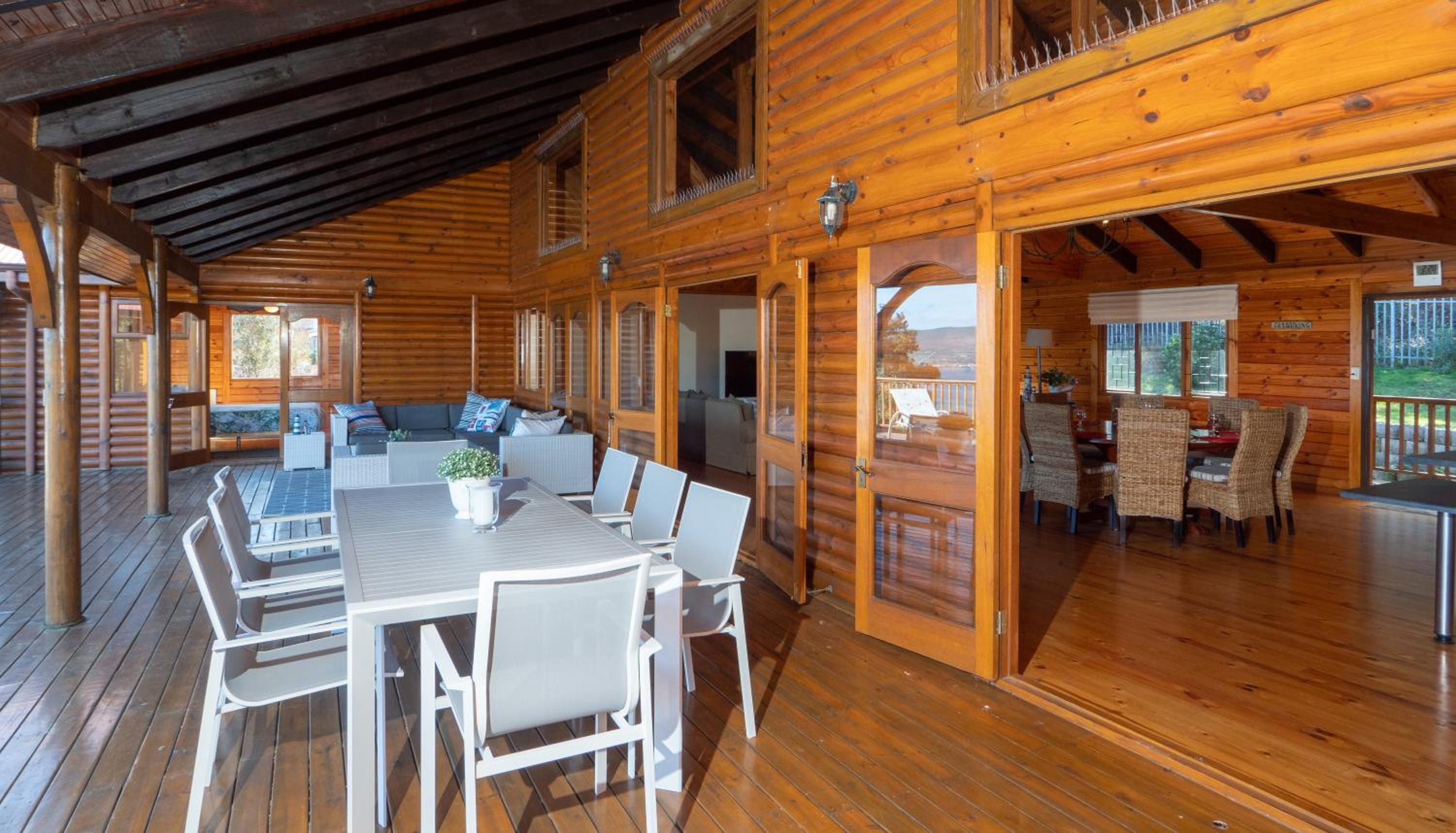 Four-Bedroom House - Photo 30