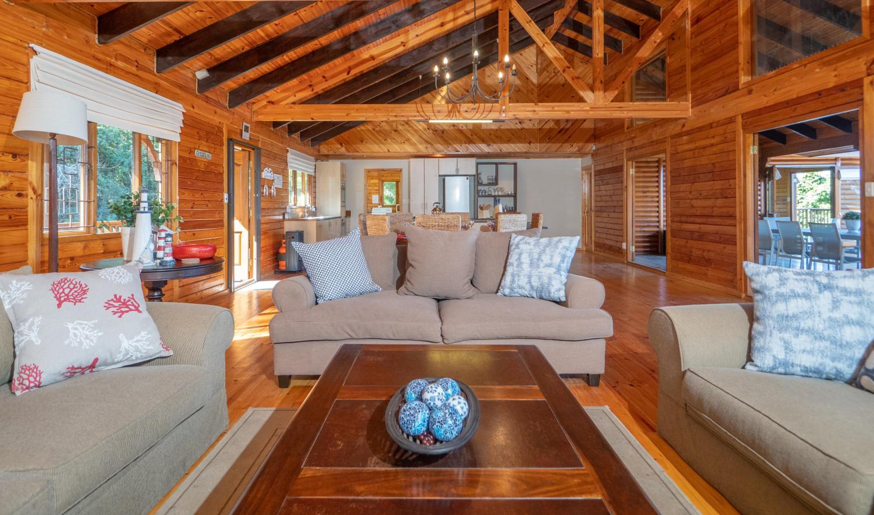 Four-Bedroom House - Photo 1