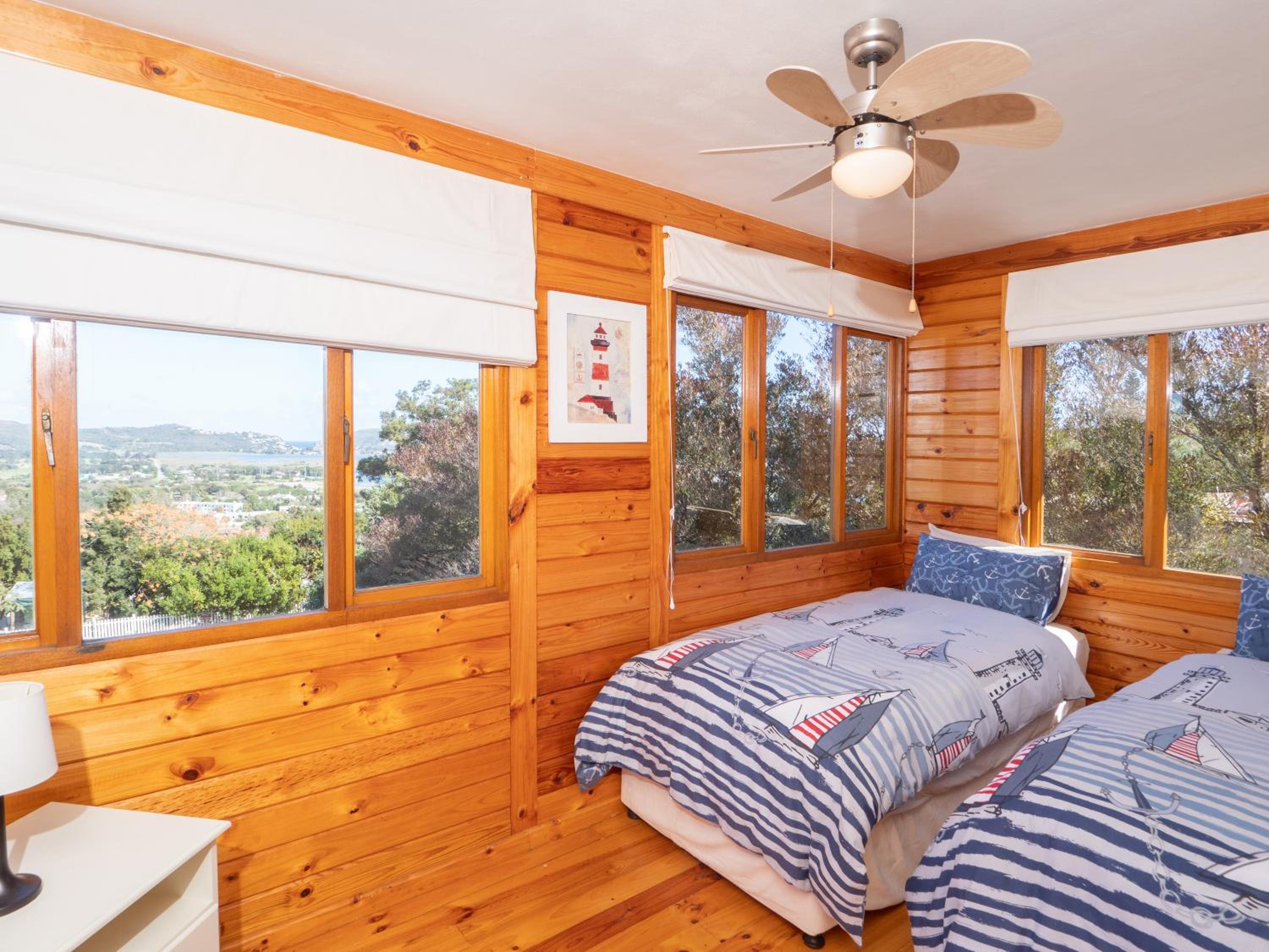 Four-Bedroom House - Photo 4