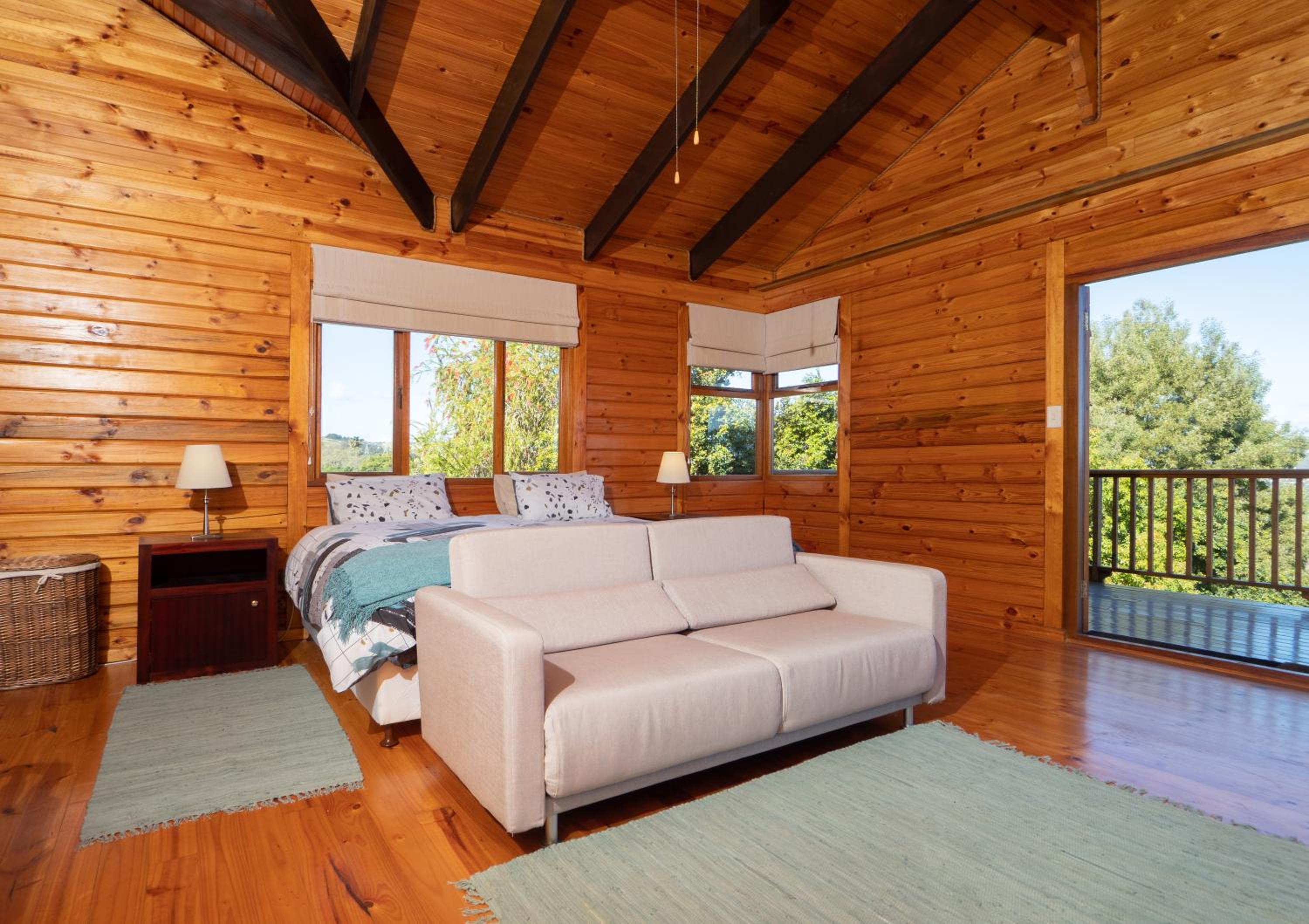Four-Bedroom House - Photo 2