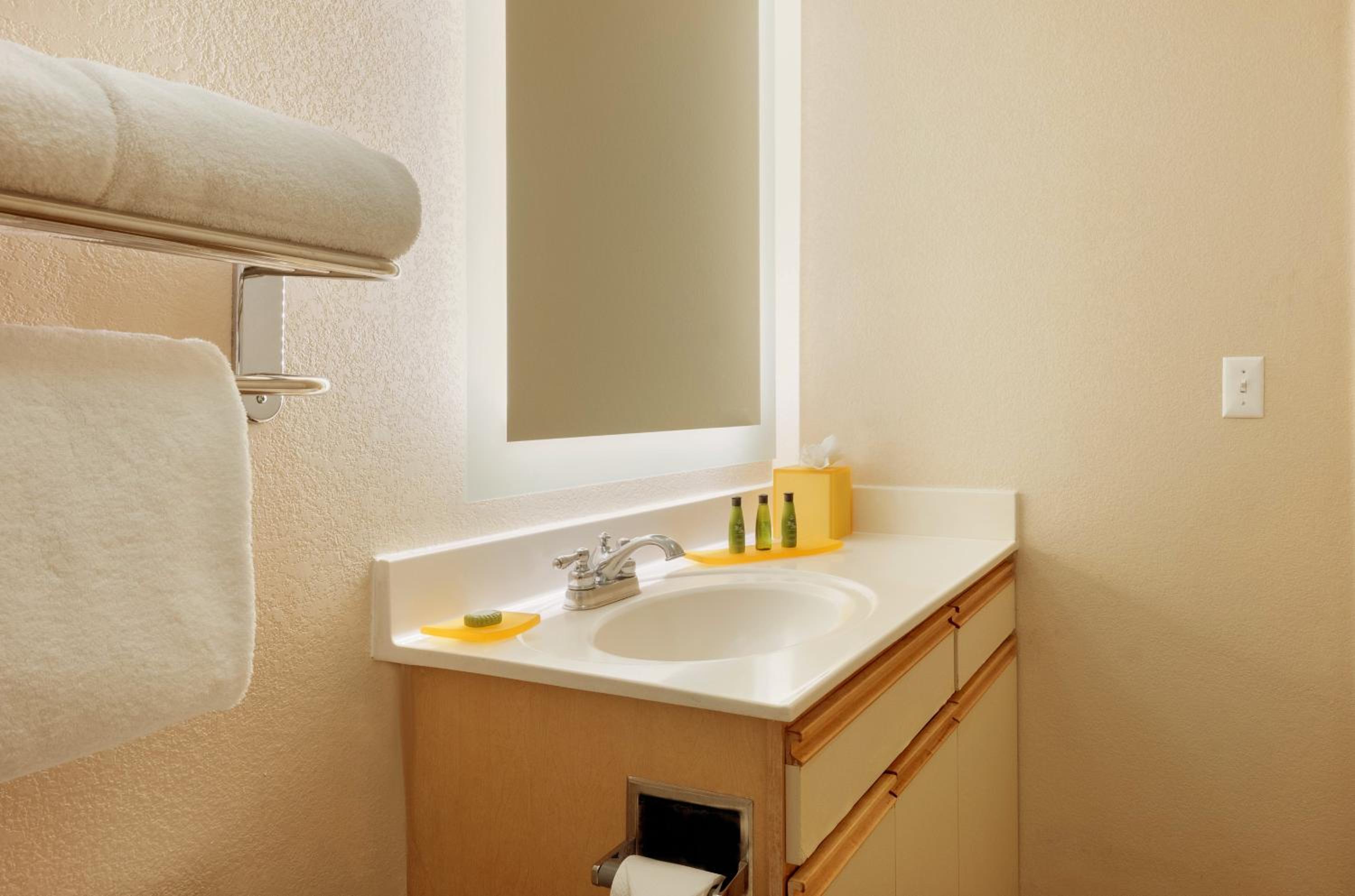 Studio Suite - Photo 4