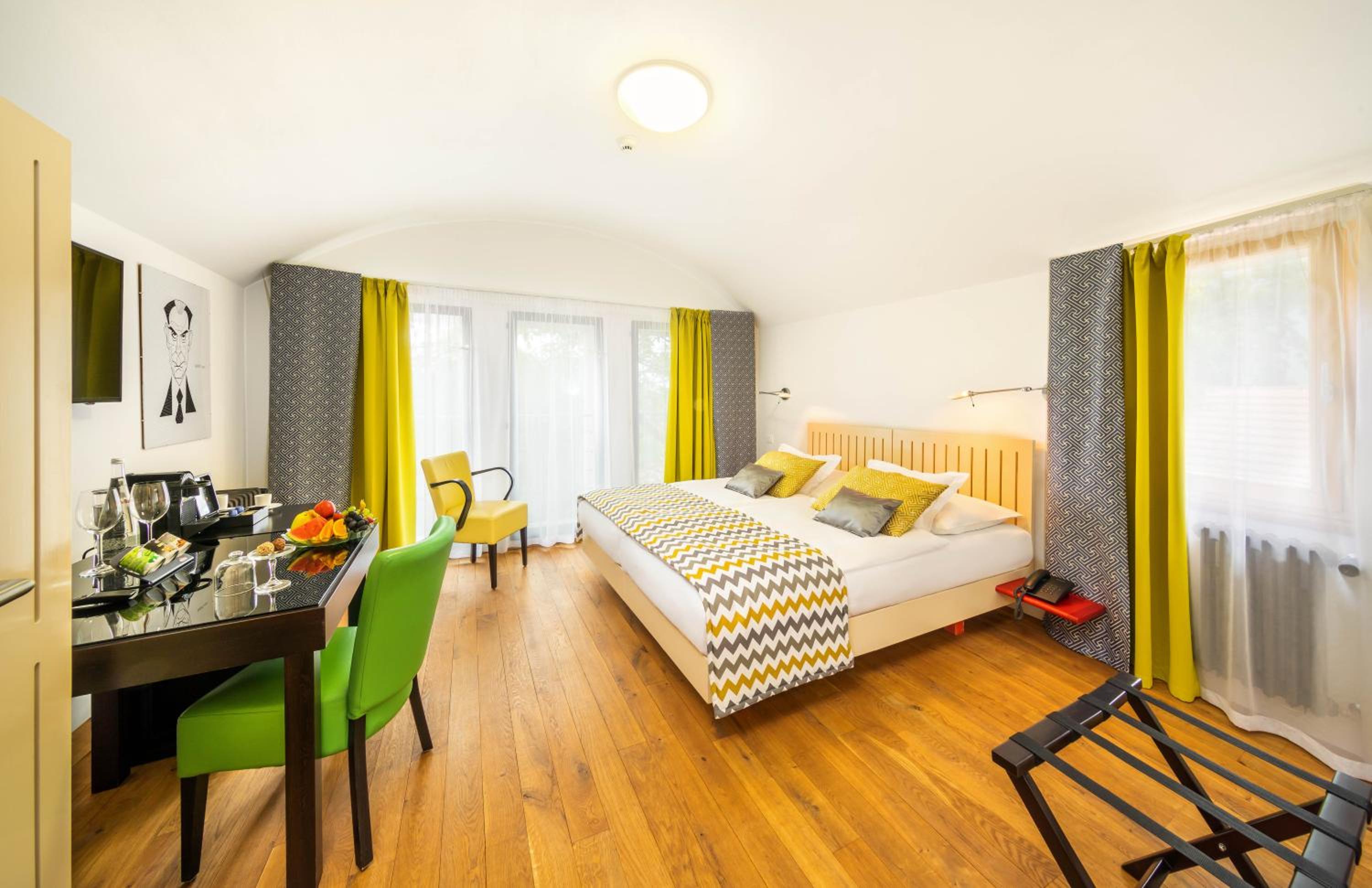 Deluxe Double Room - Photo 1
