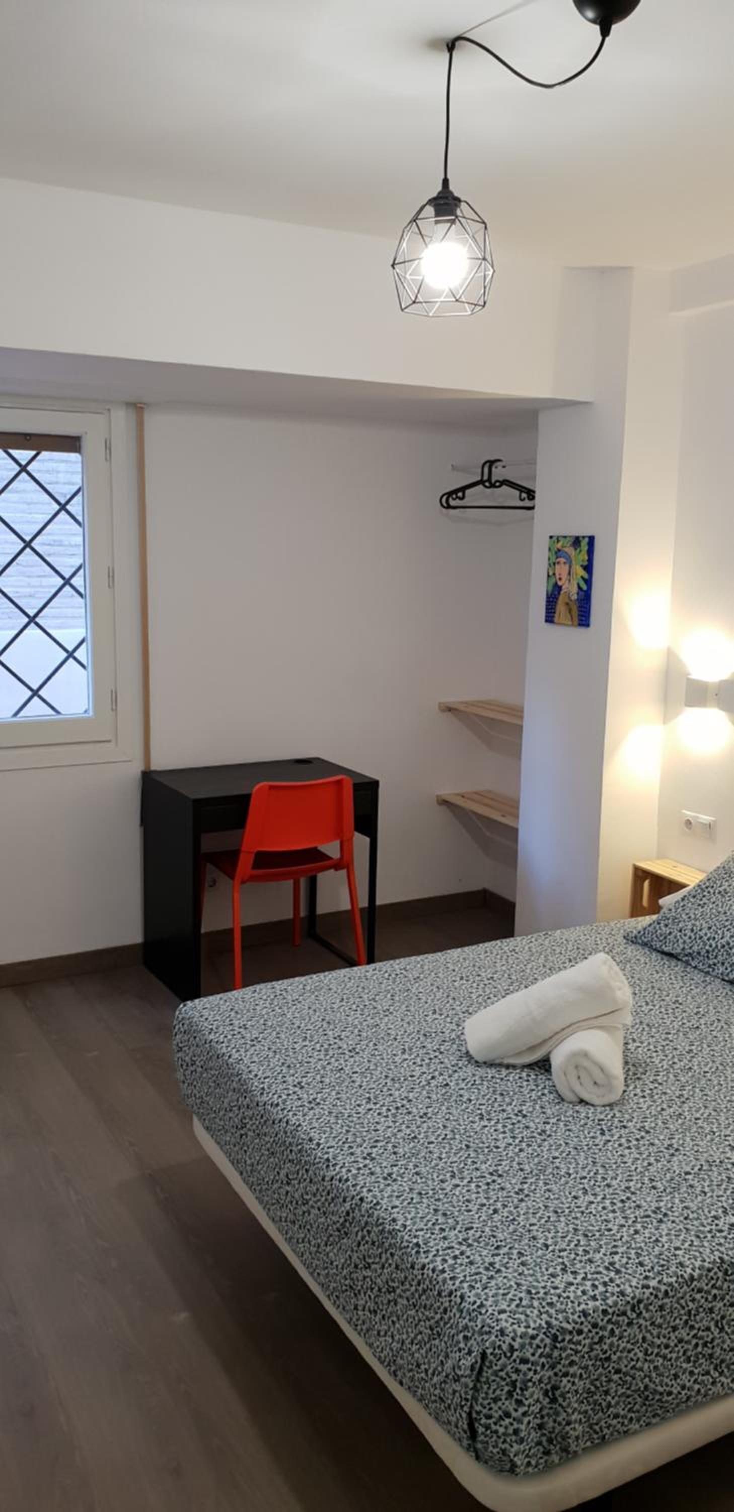 Double Room with Private Bathroom - Photo 5
