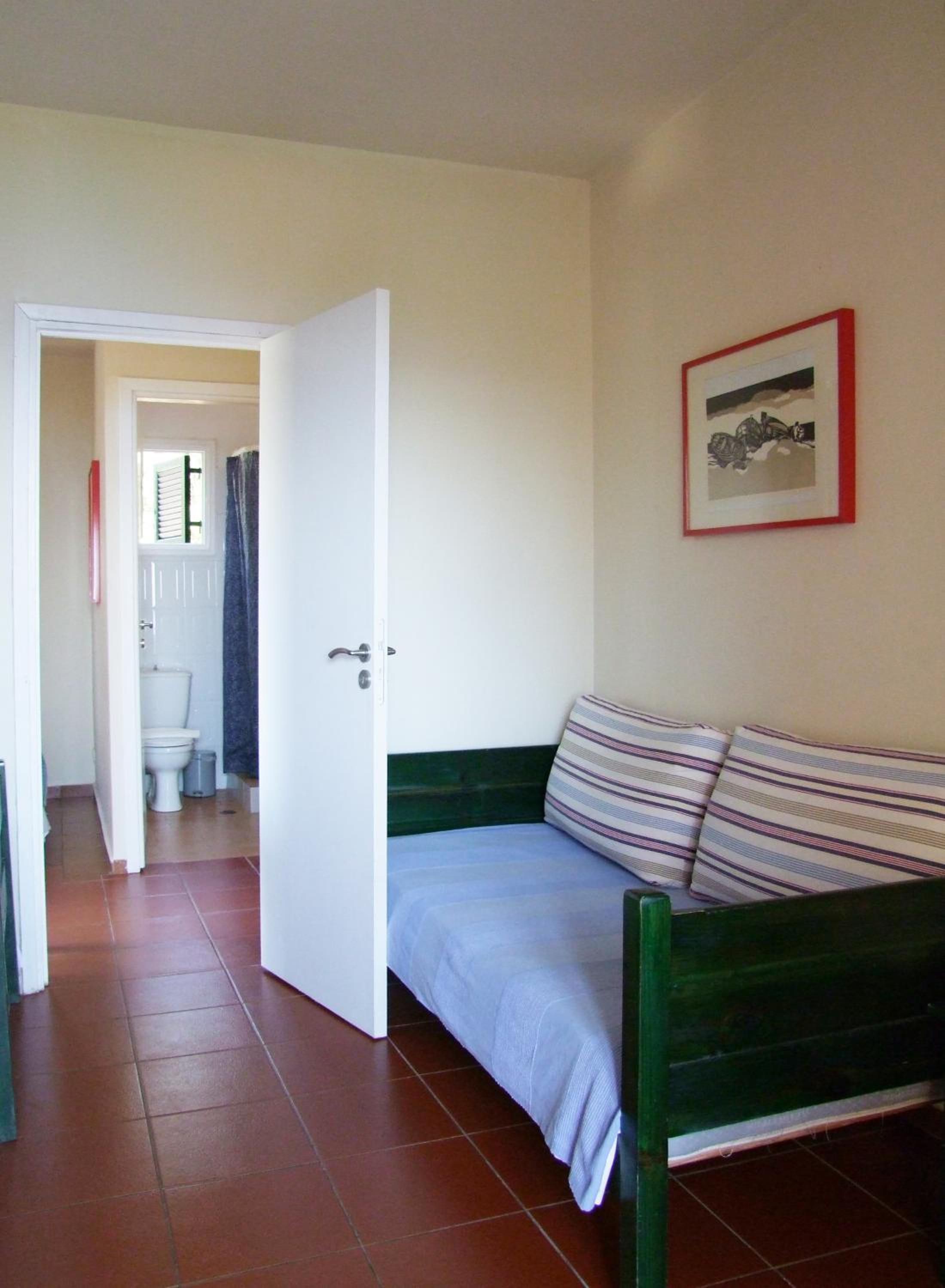 One-Bedroom Apartment (4 Adults) - Photo 15