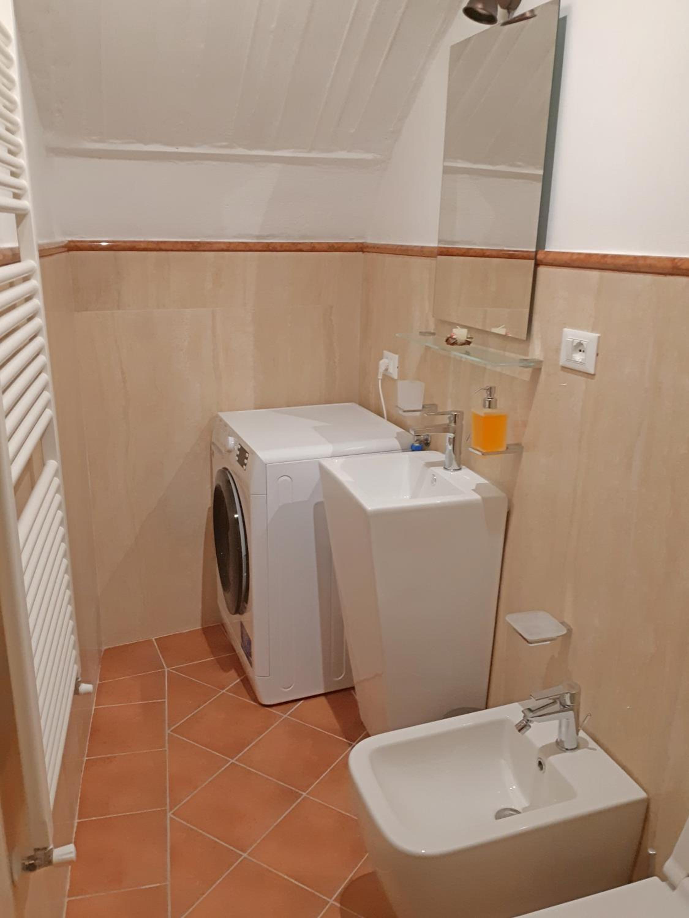 Two-Bedroom Apartment - Photo 8