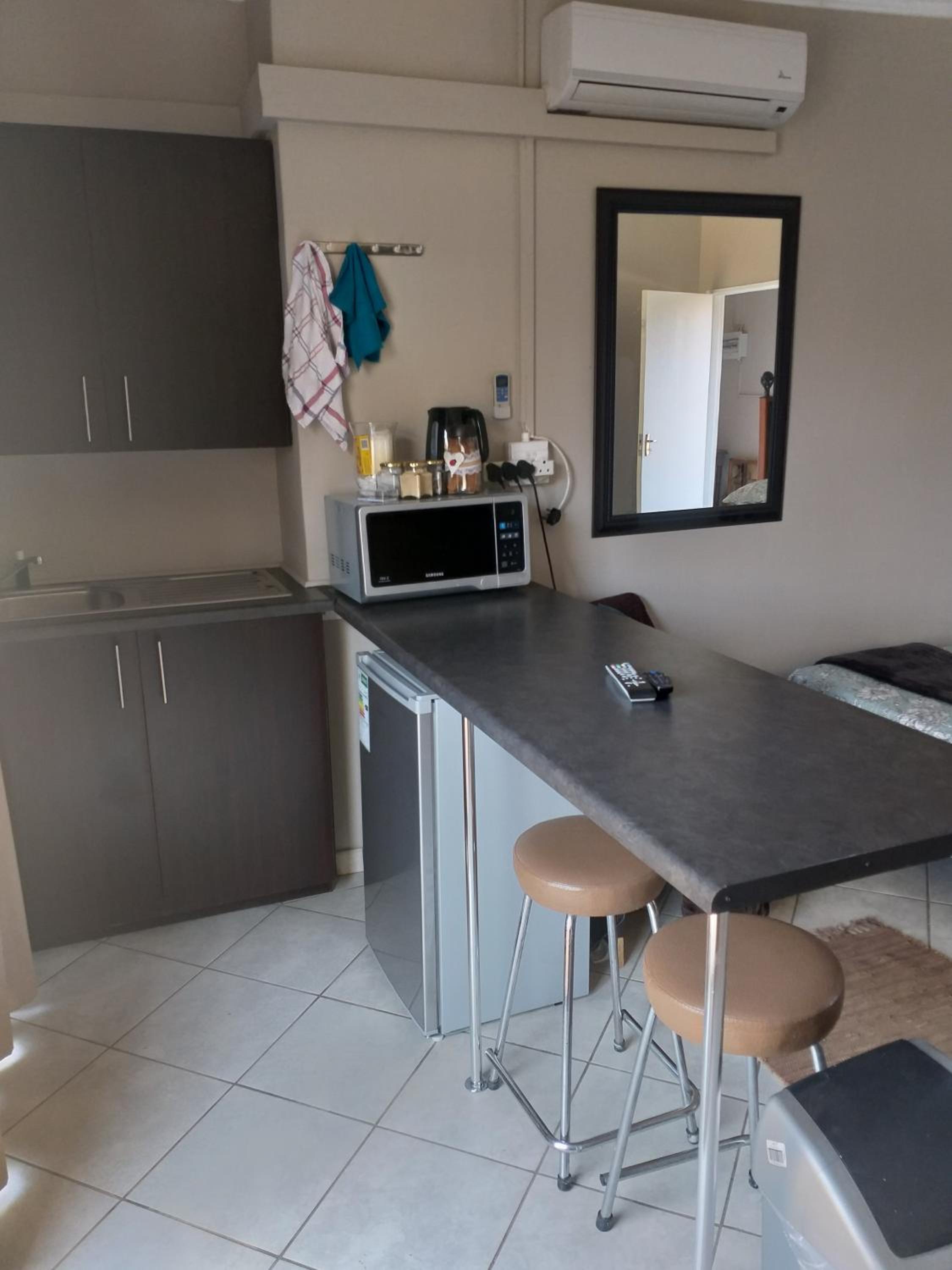 Standard Double Room - Photo 4