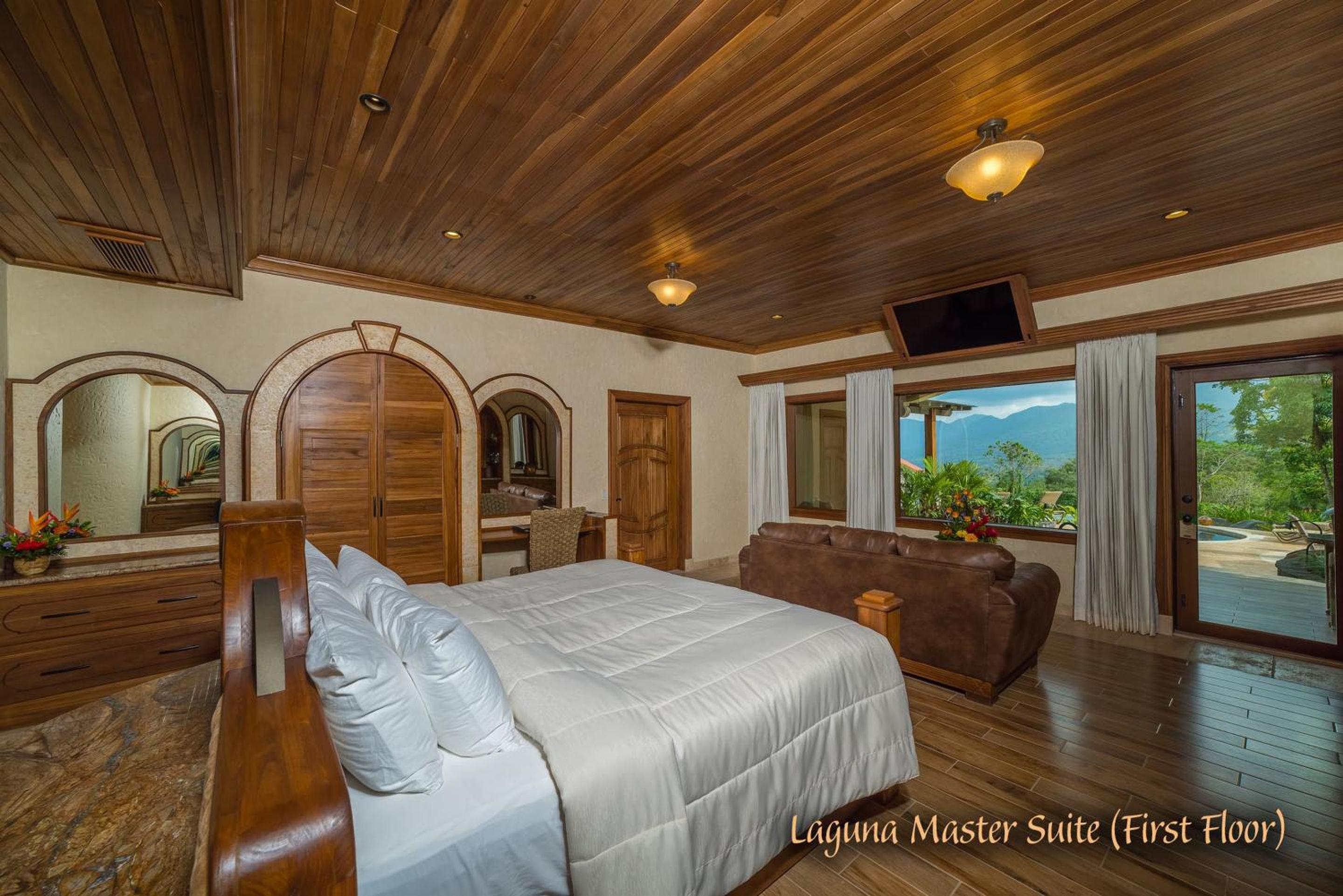 Villa Palacio - Photo 11