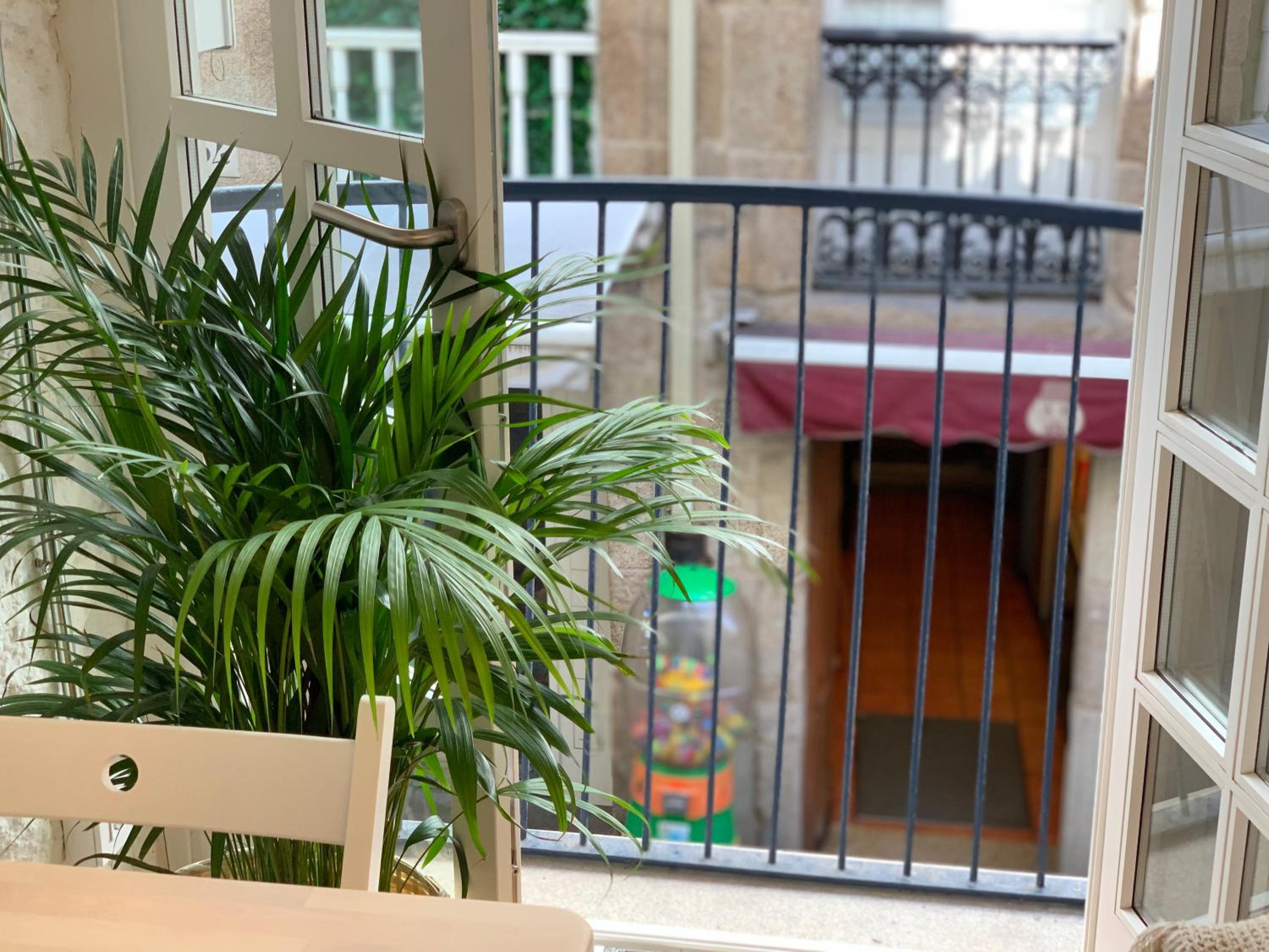 One-Bedroom Apartment - Photo 13