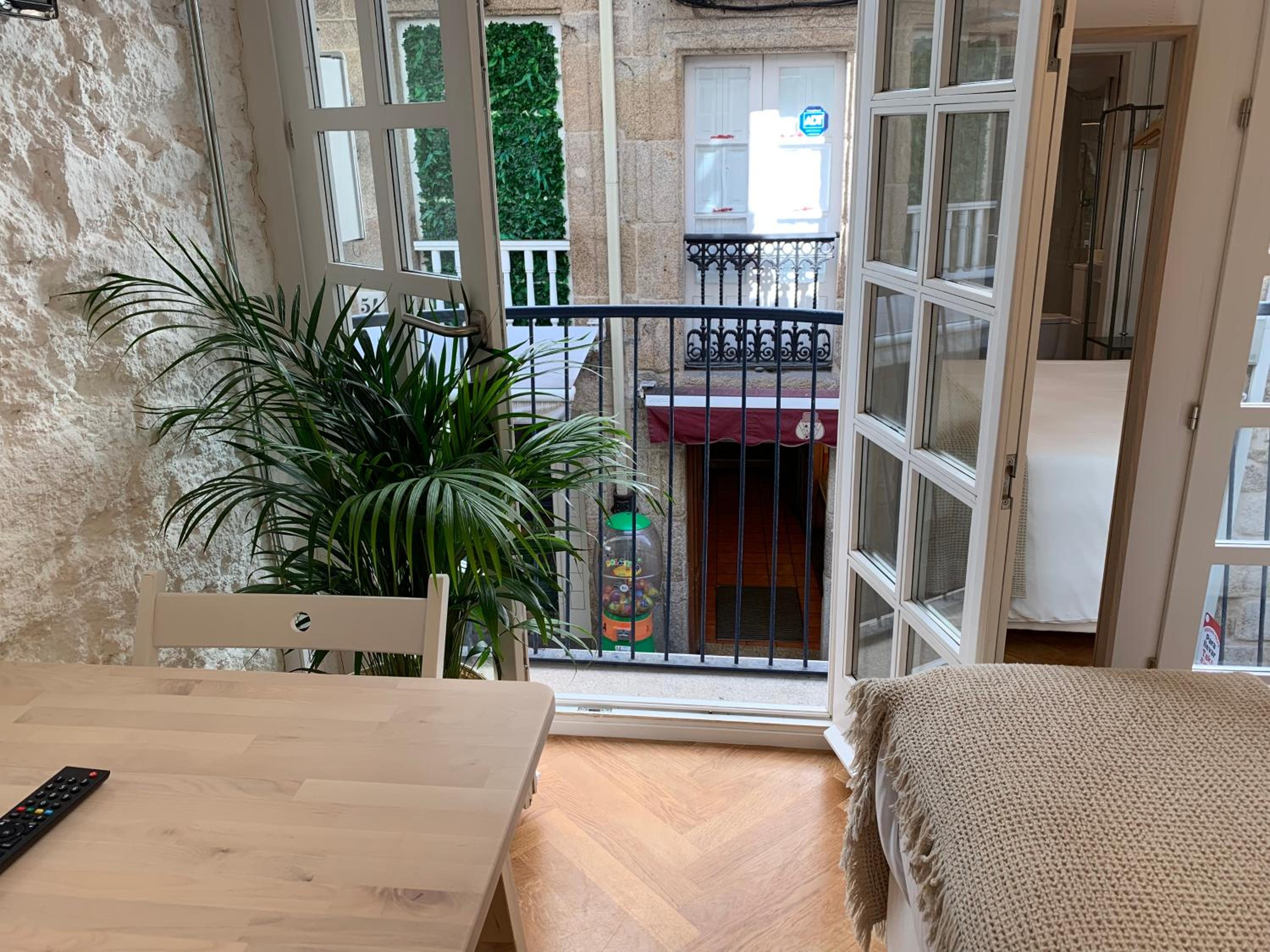 One-Bedroom Apartment - Photo 12