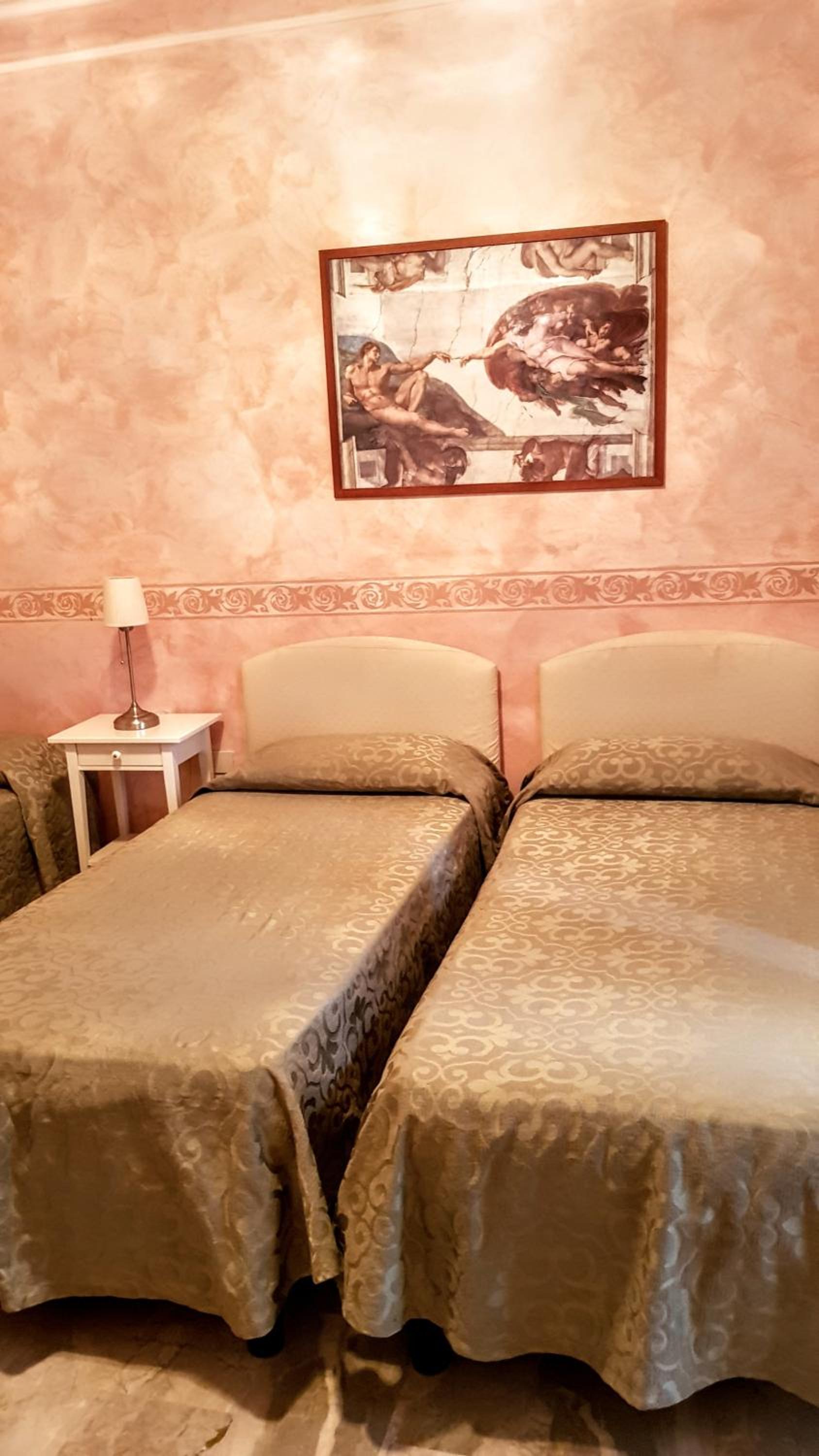 Double or Twin Room photo 3