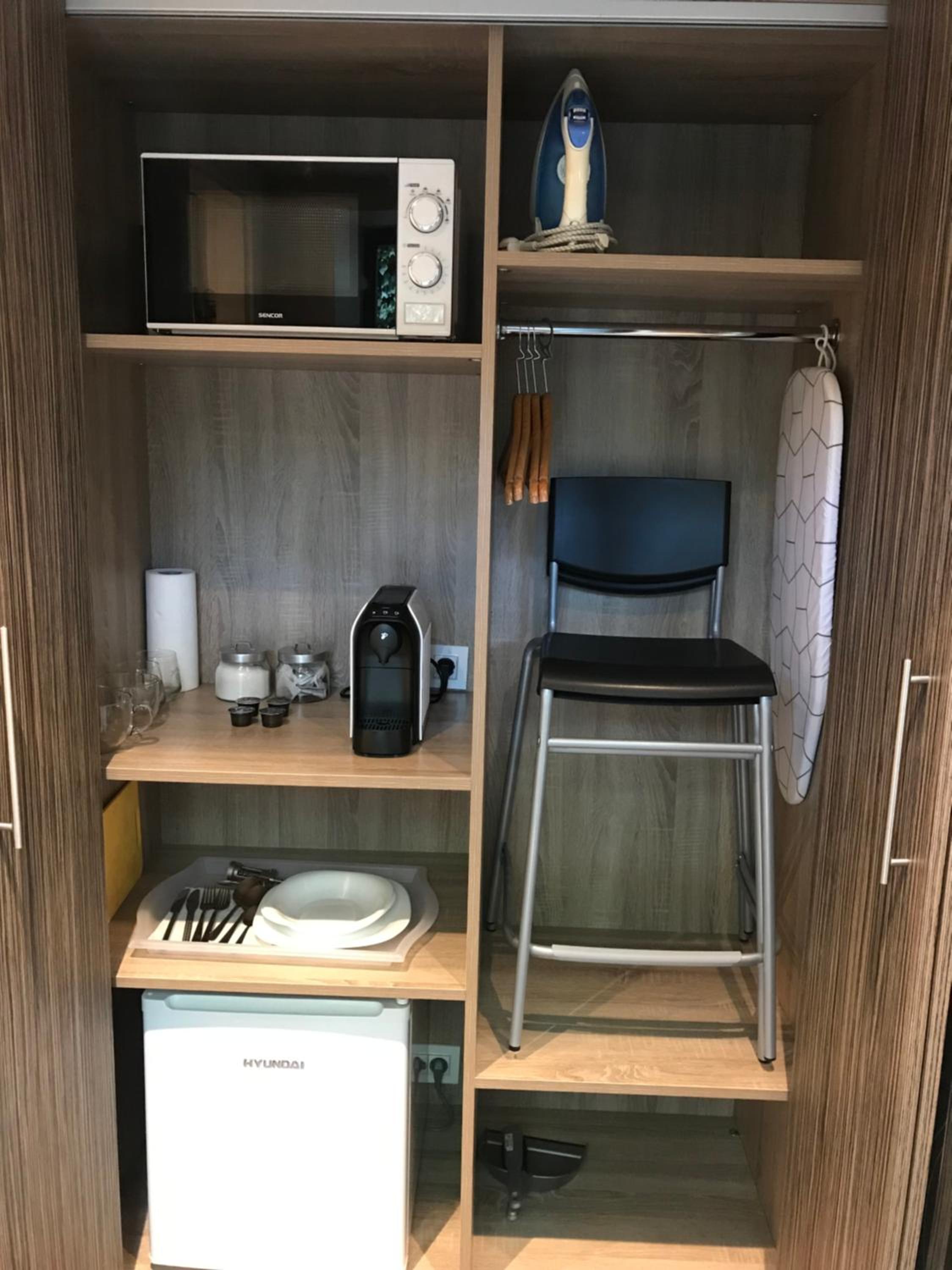 Deluxe Junior Suite - Photo 11