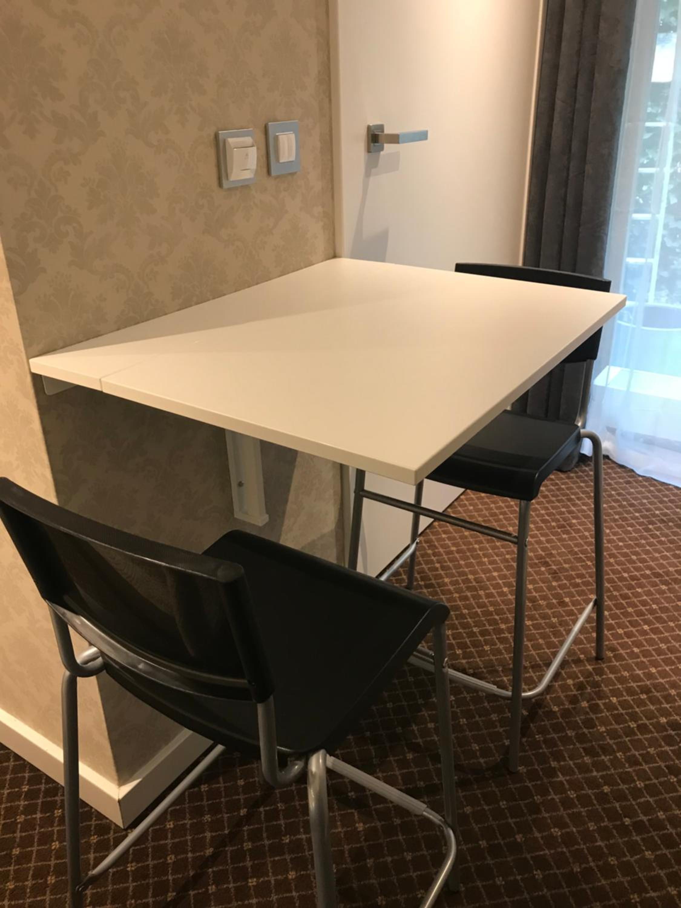 Deluxe Junior Suite - Photo 21