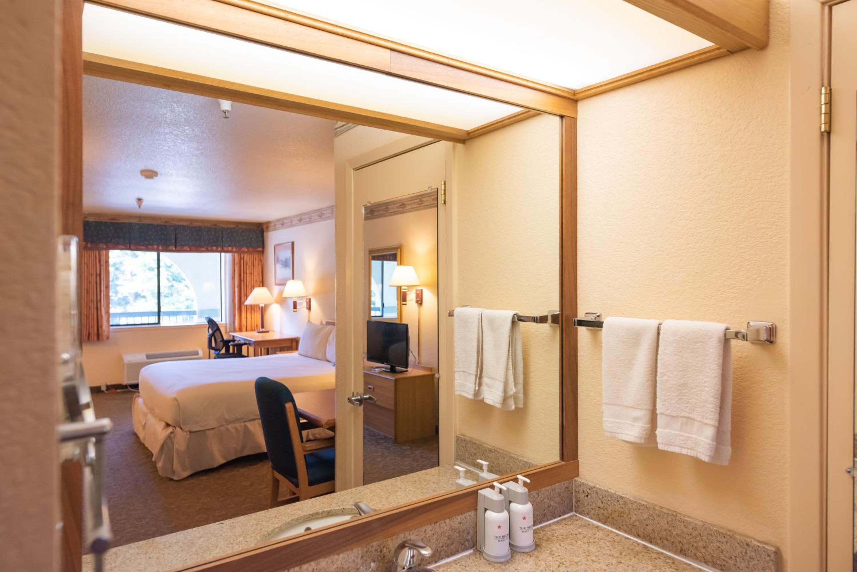 The Redwood King - Photo 6