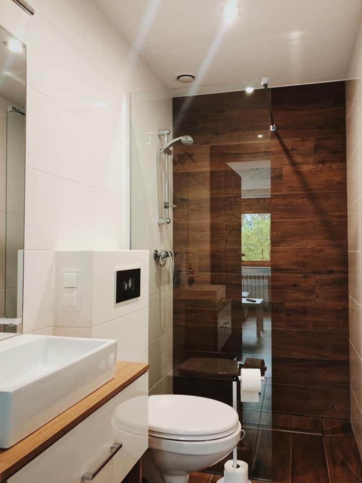 Double Room with Private Bathroom - Photo 3