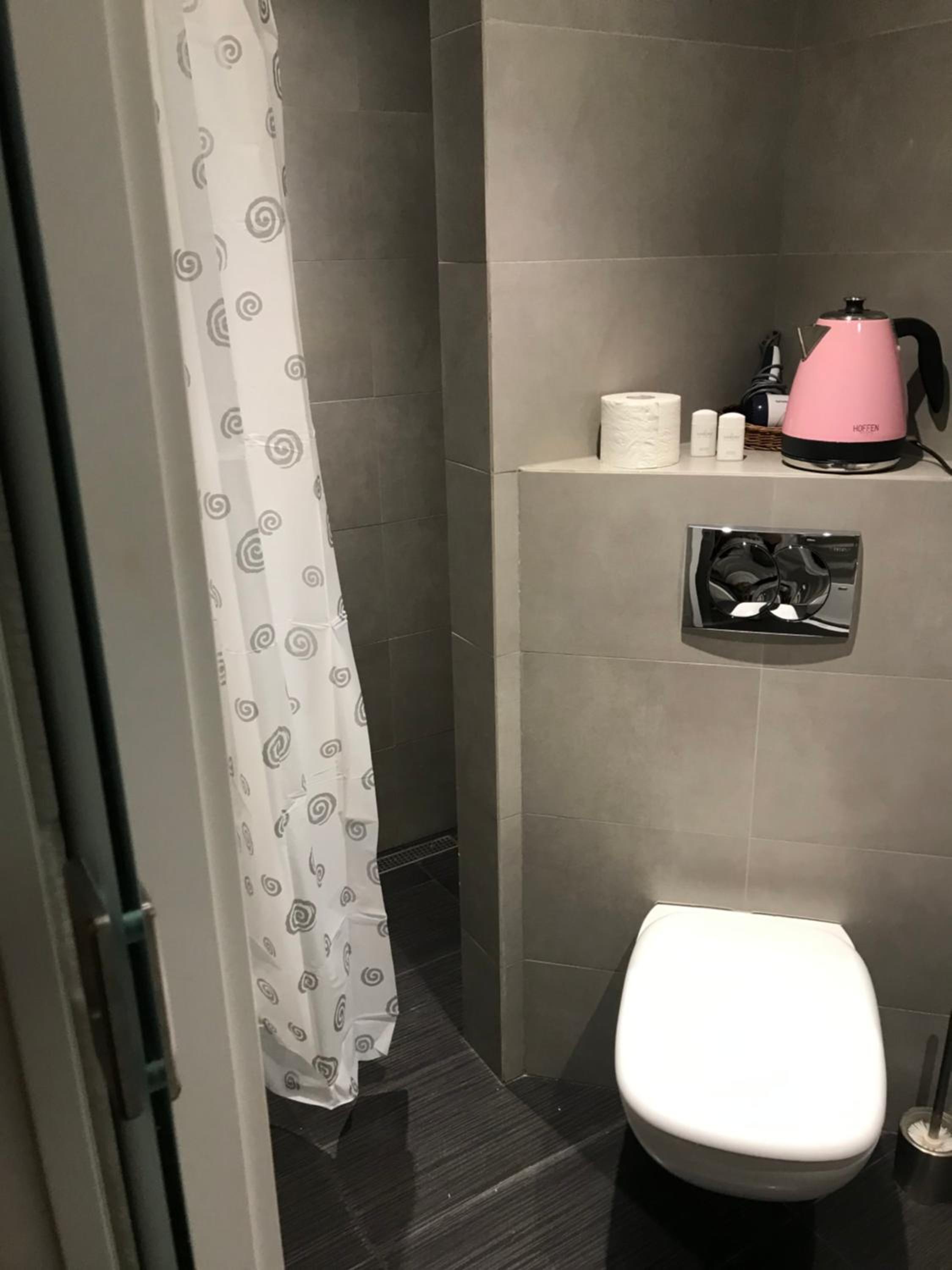 Deluxe Junior Suite - Photo 2