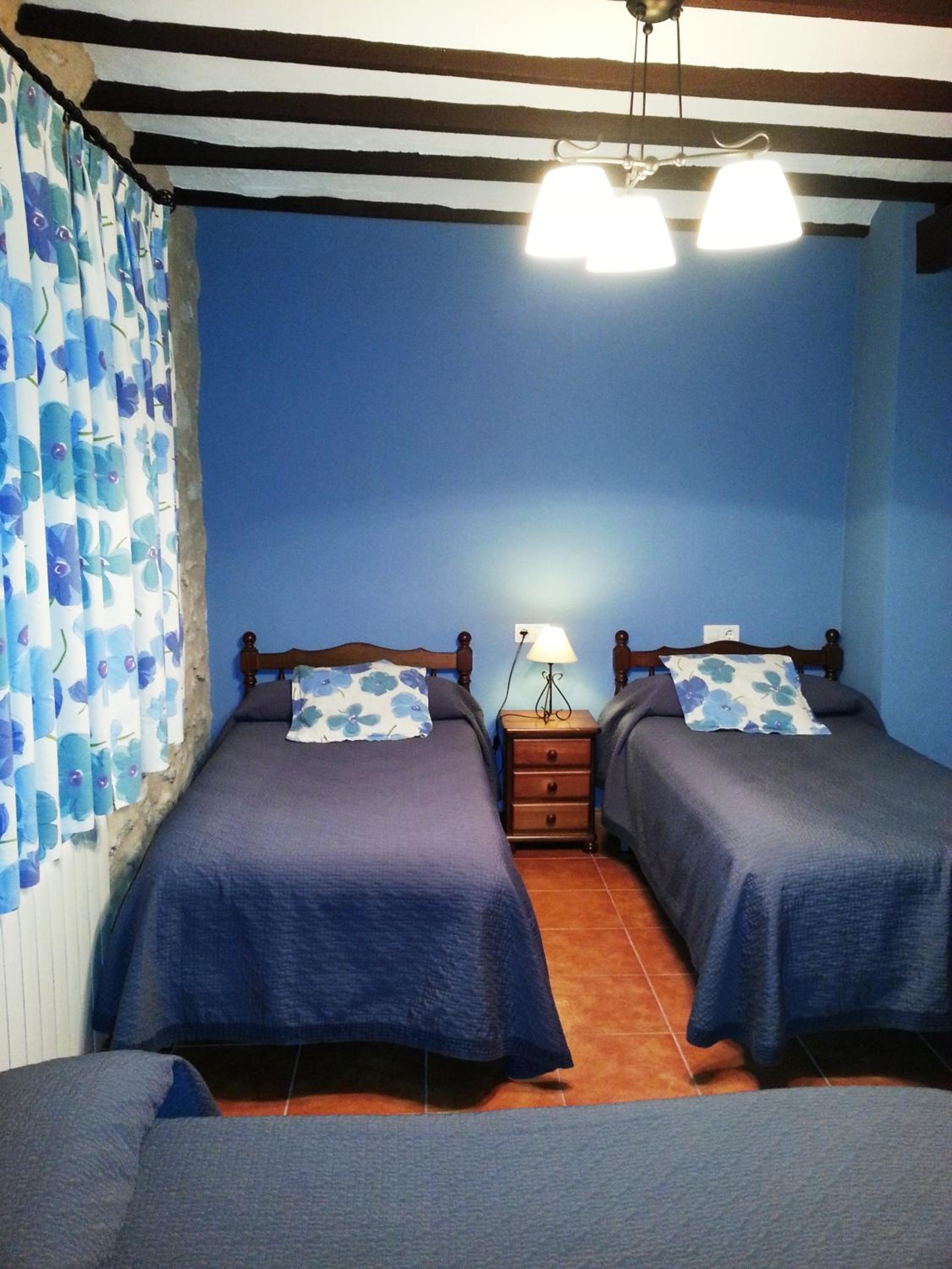 Three-Bedroom Cottage (6 Adults)