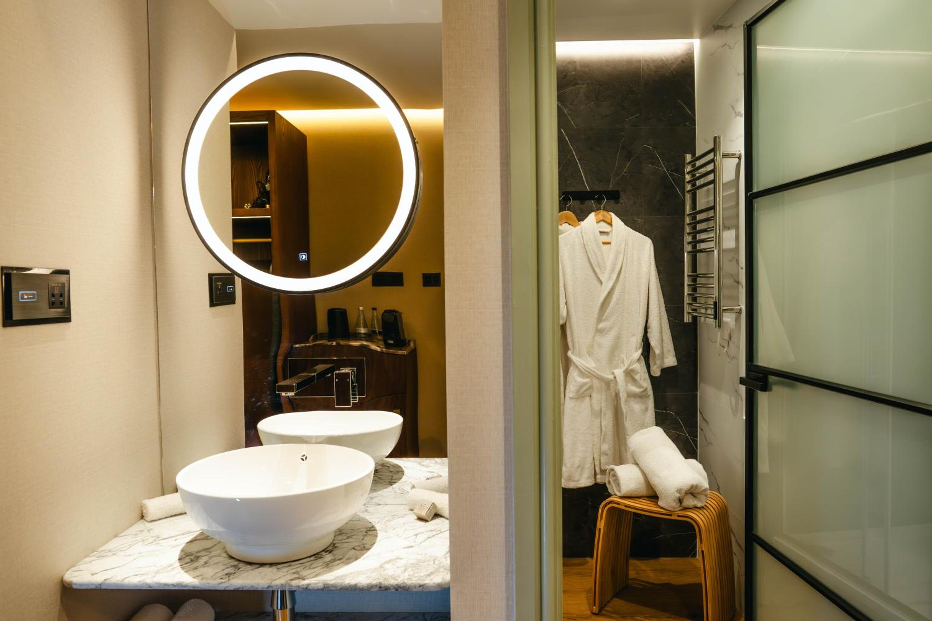 King Room