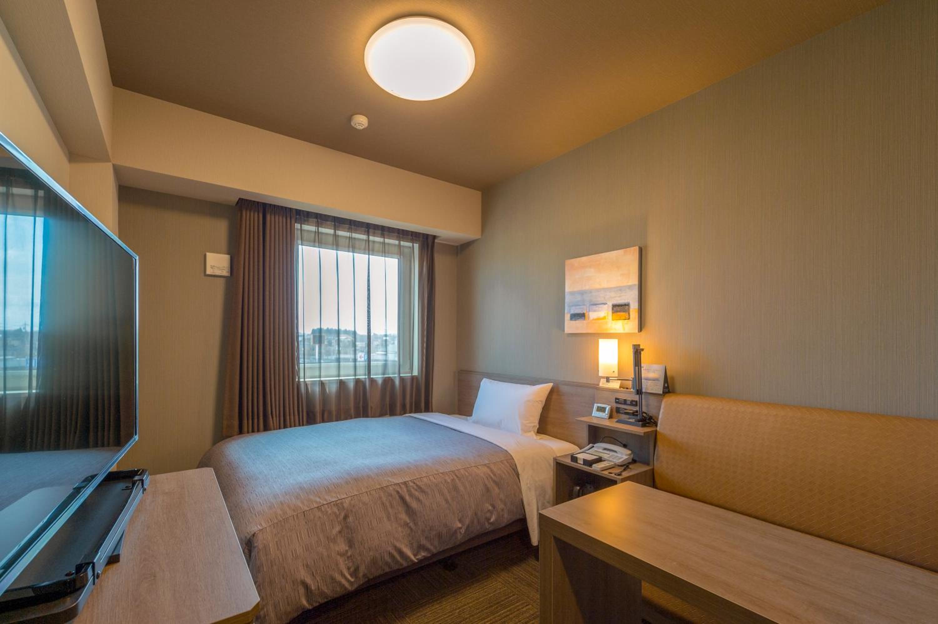 Single Room - Non-Smoking
