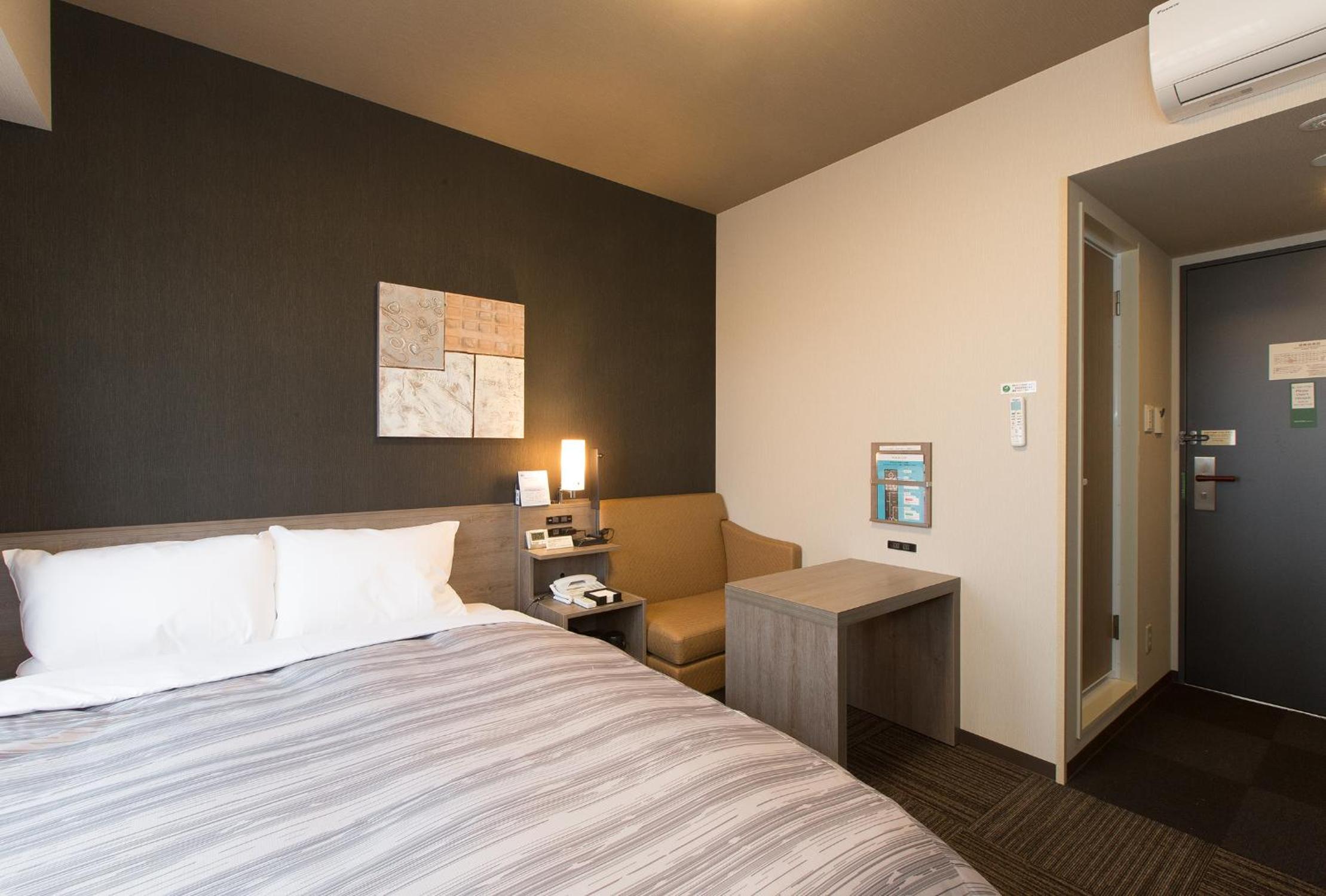 Double Room with Small Double Bed - Smoking