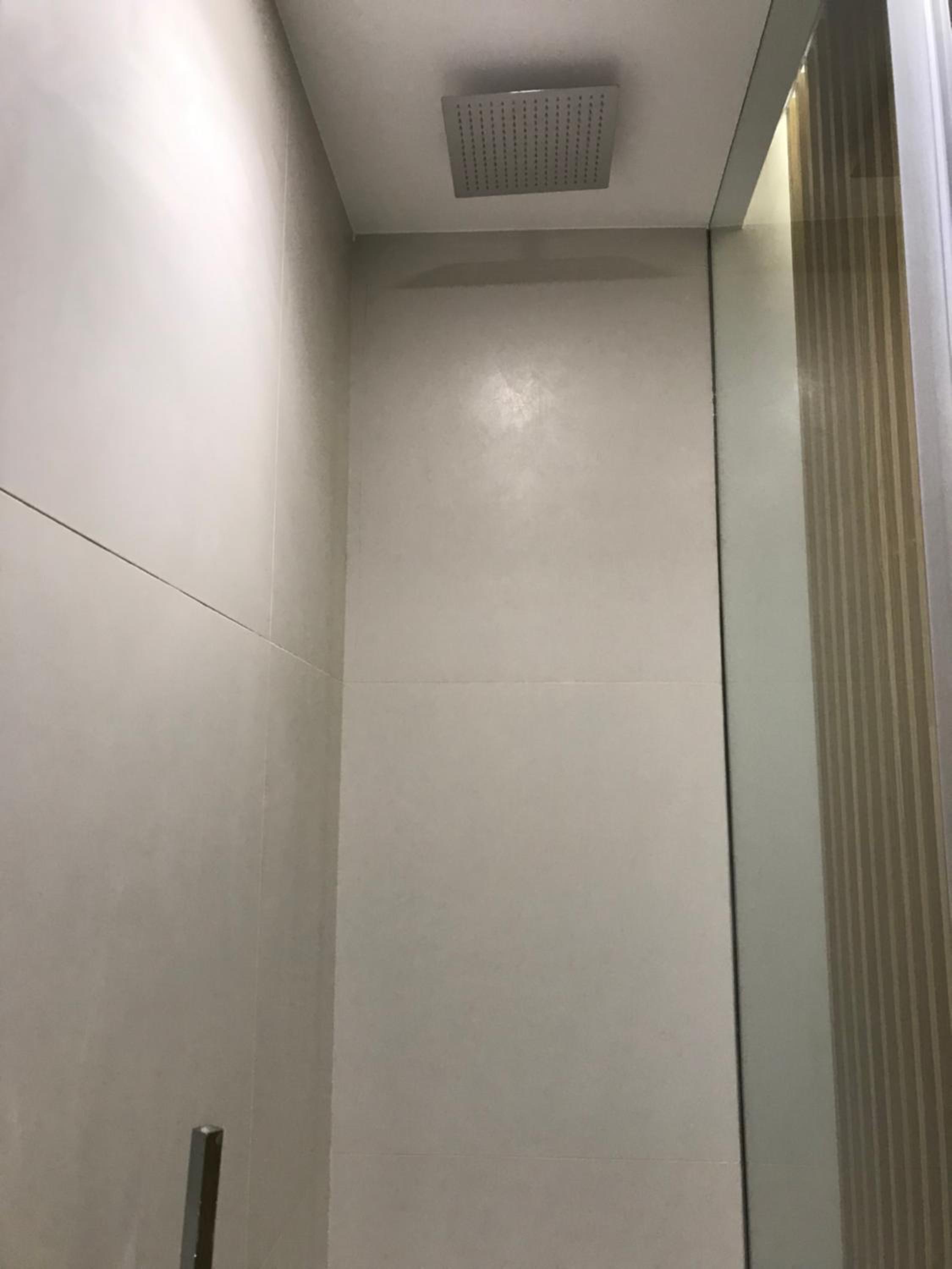 Deluxe Double Room with Balcony - Photo 15