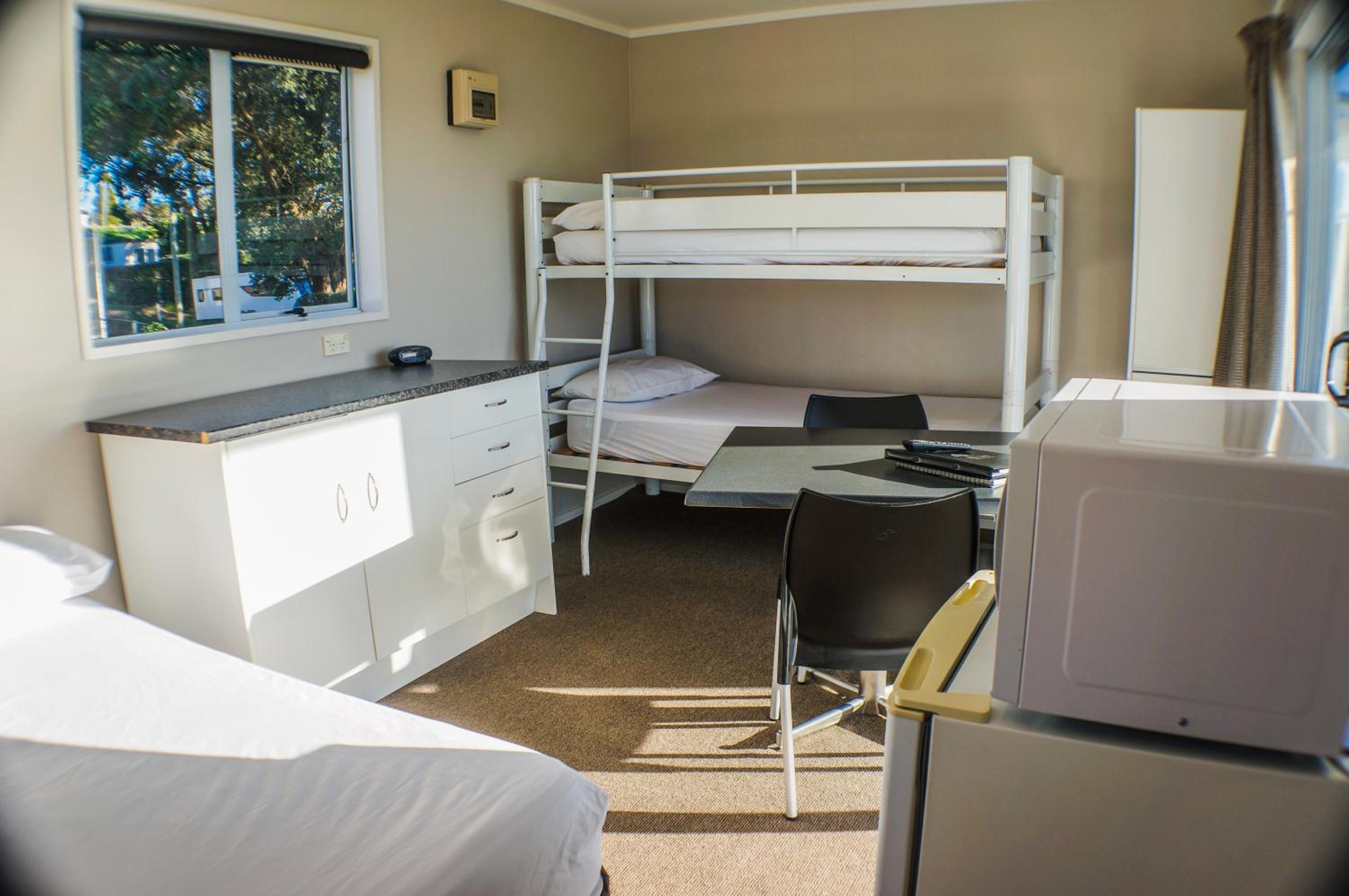 4 Berth Standard Cabin with shared bathroom photo 2