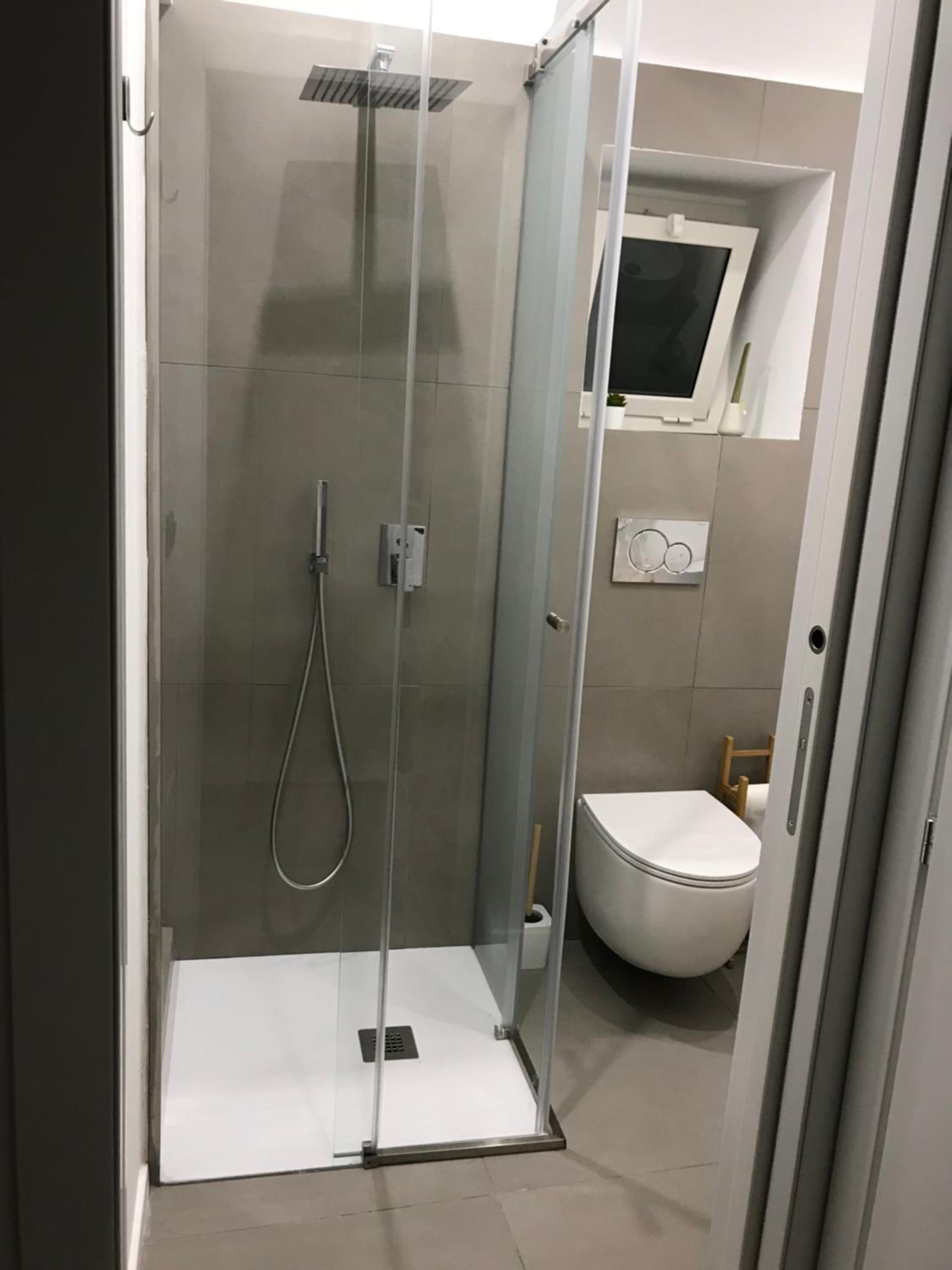 Standard Double Room - Photo 4