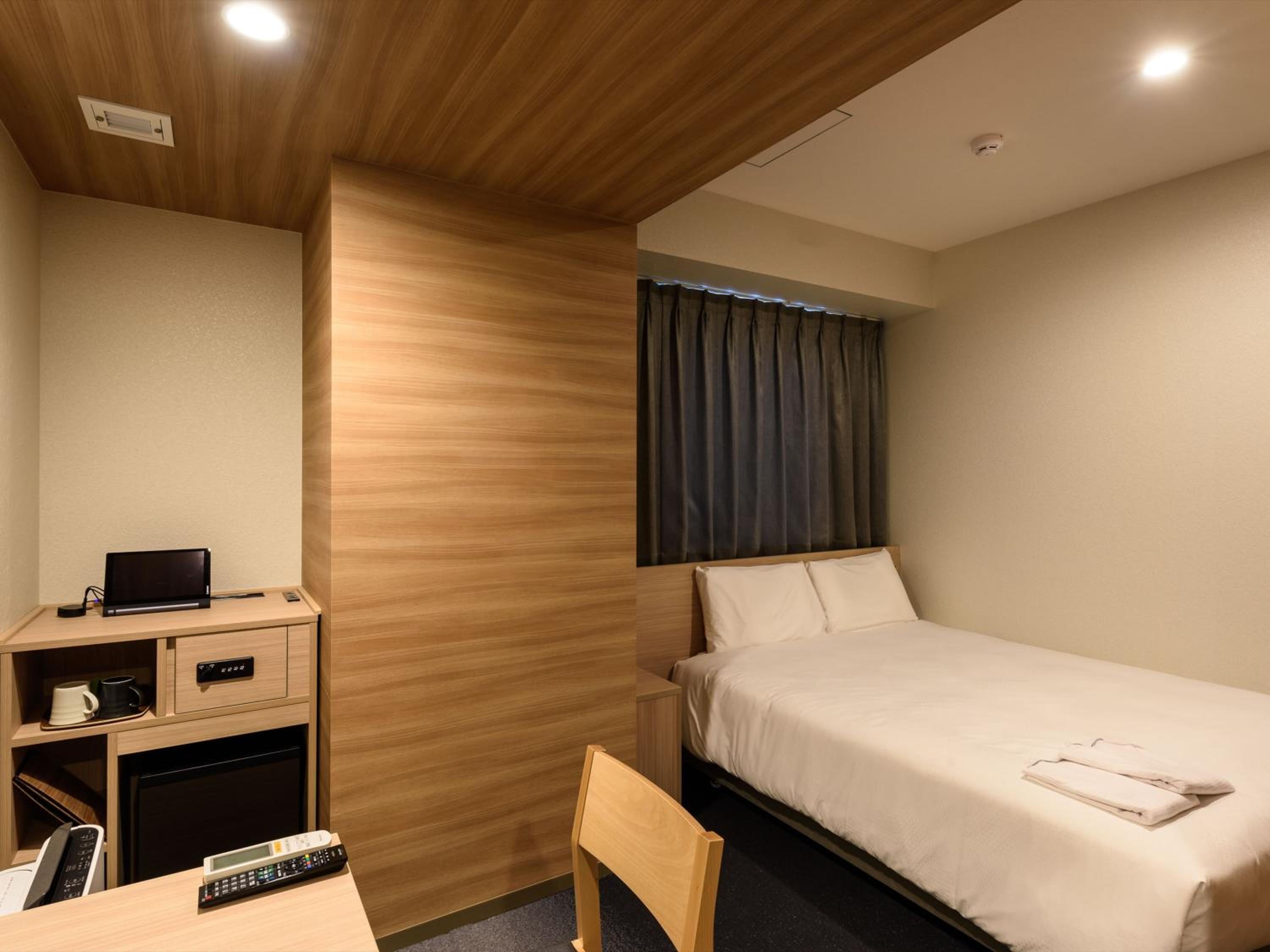 Double Room - Non-Smoking  photo 2