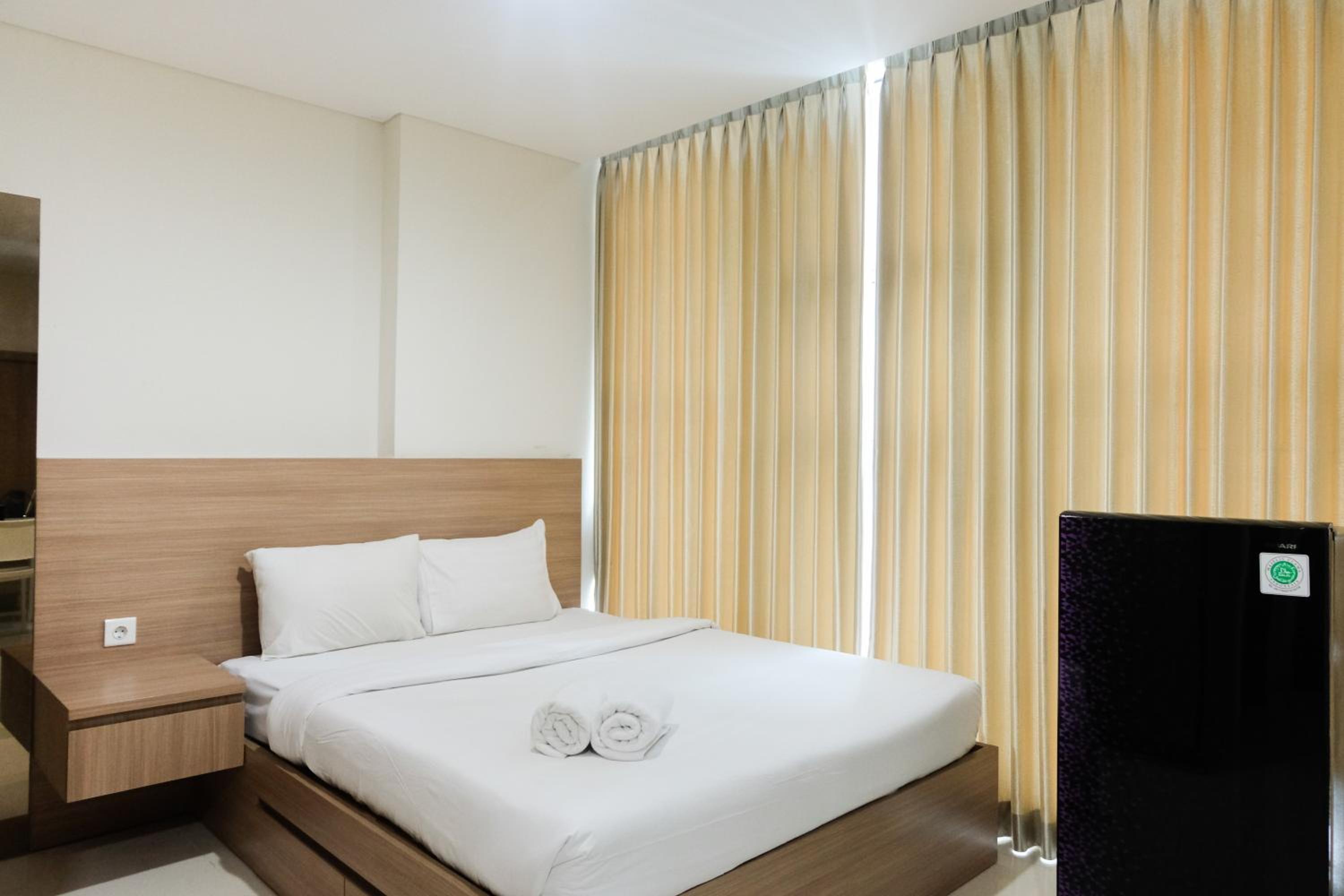 Studio Apartment photo 1