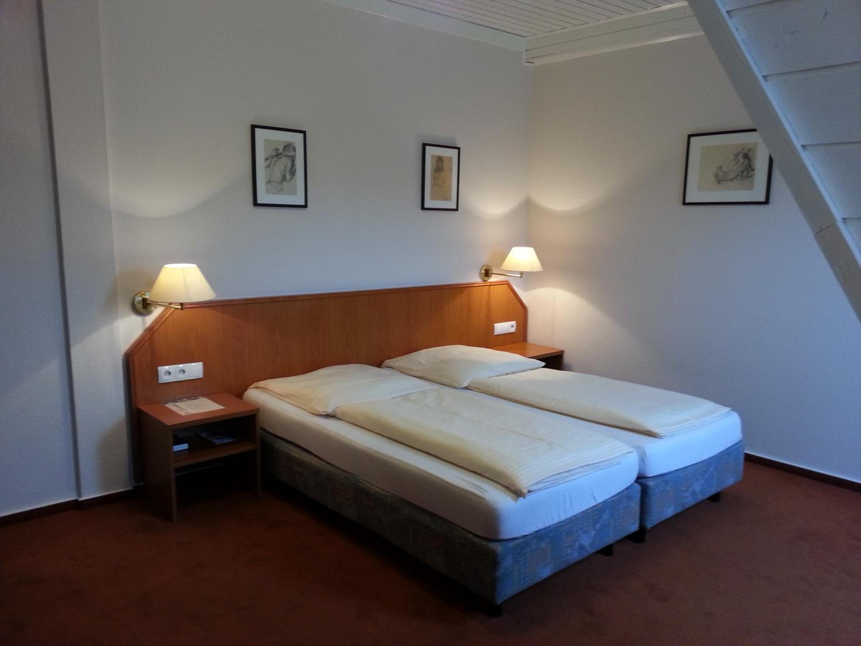 Double Room - Photo 14