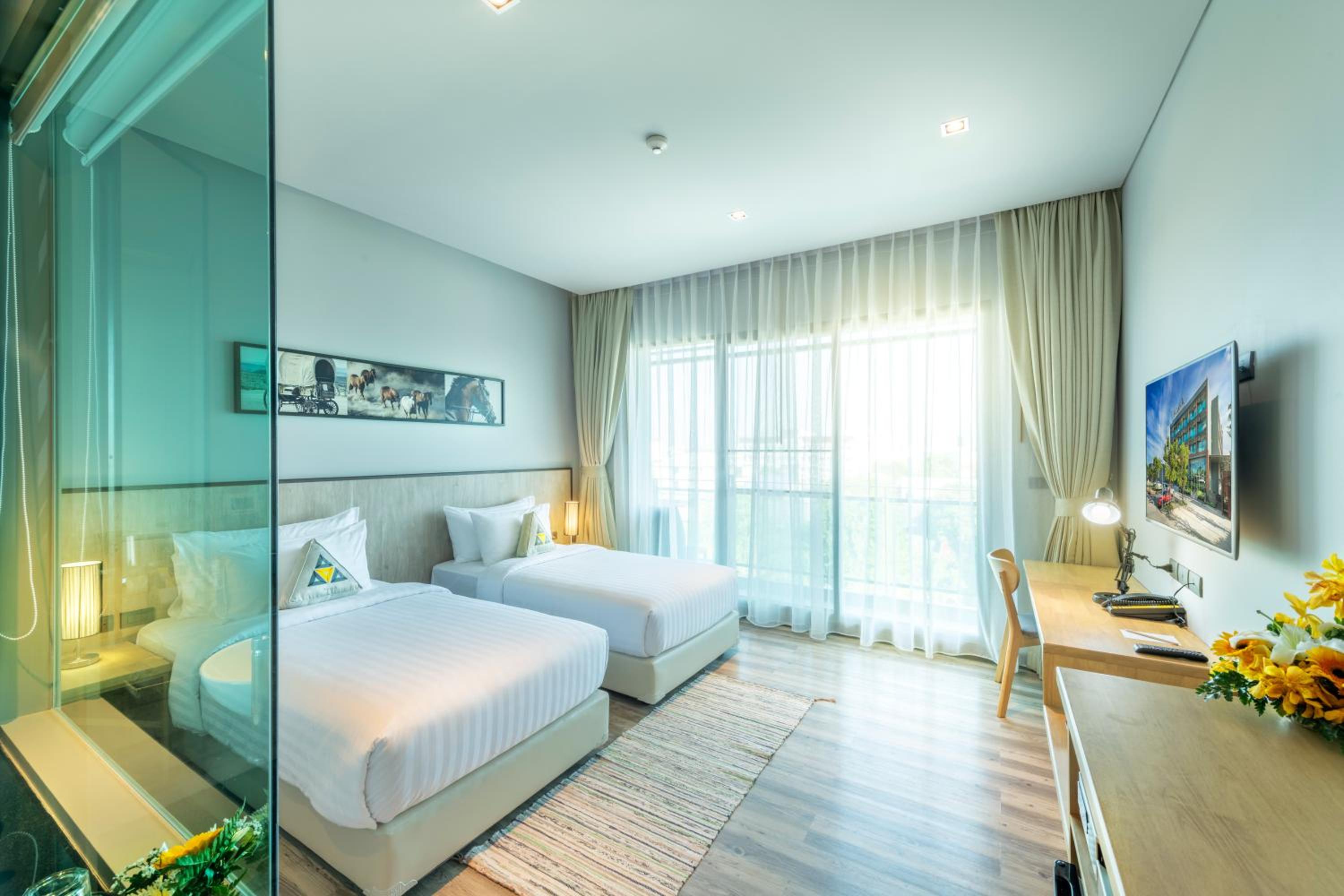 Superior Twin Room