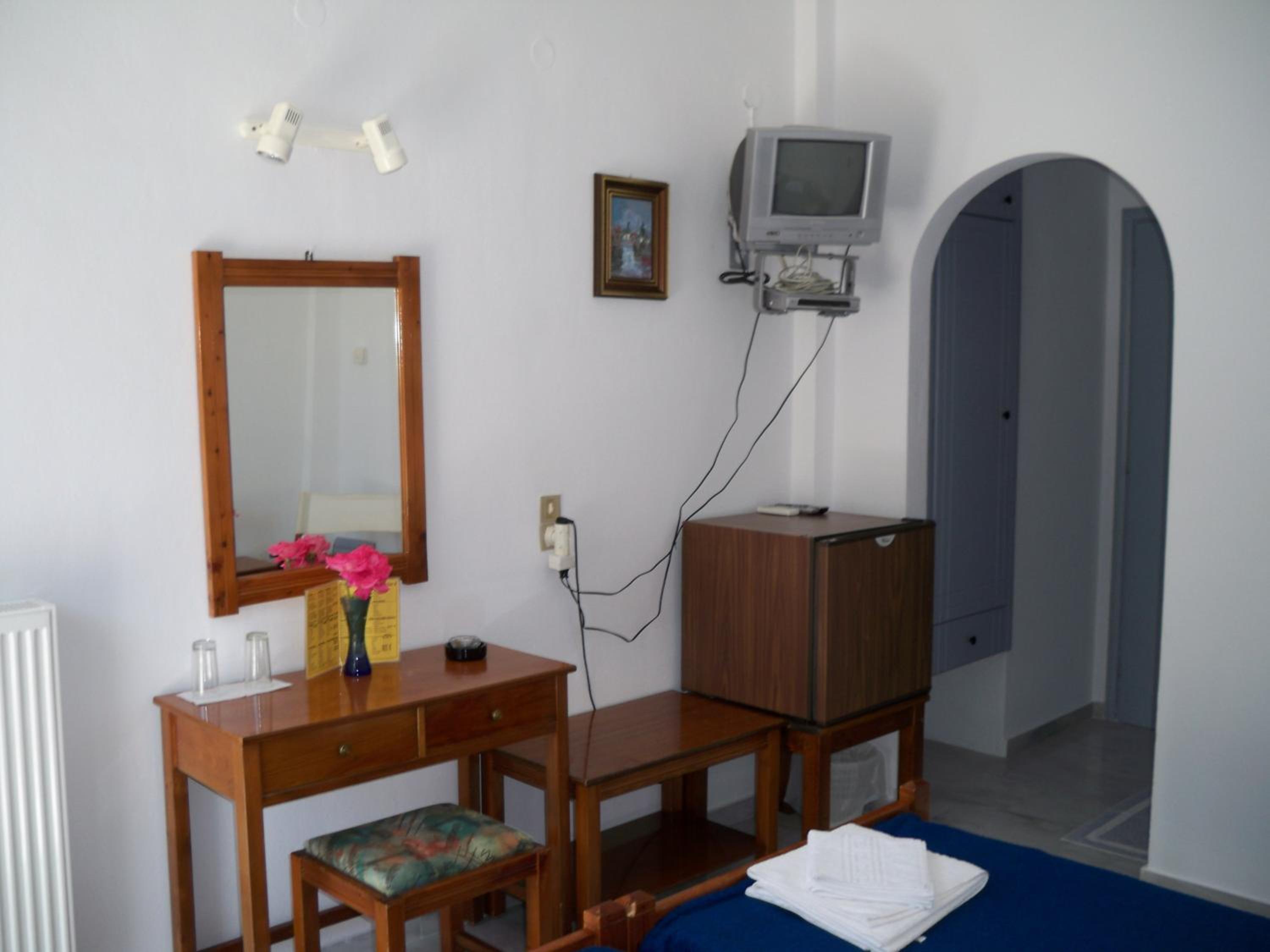 Standard  Room with Mountain View - Photo 2