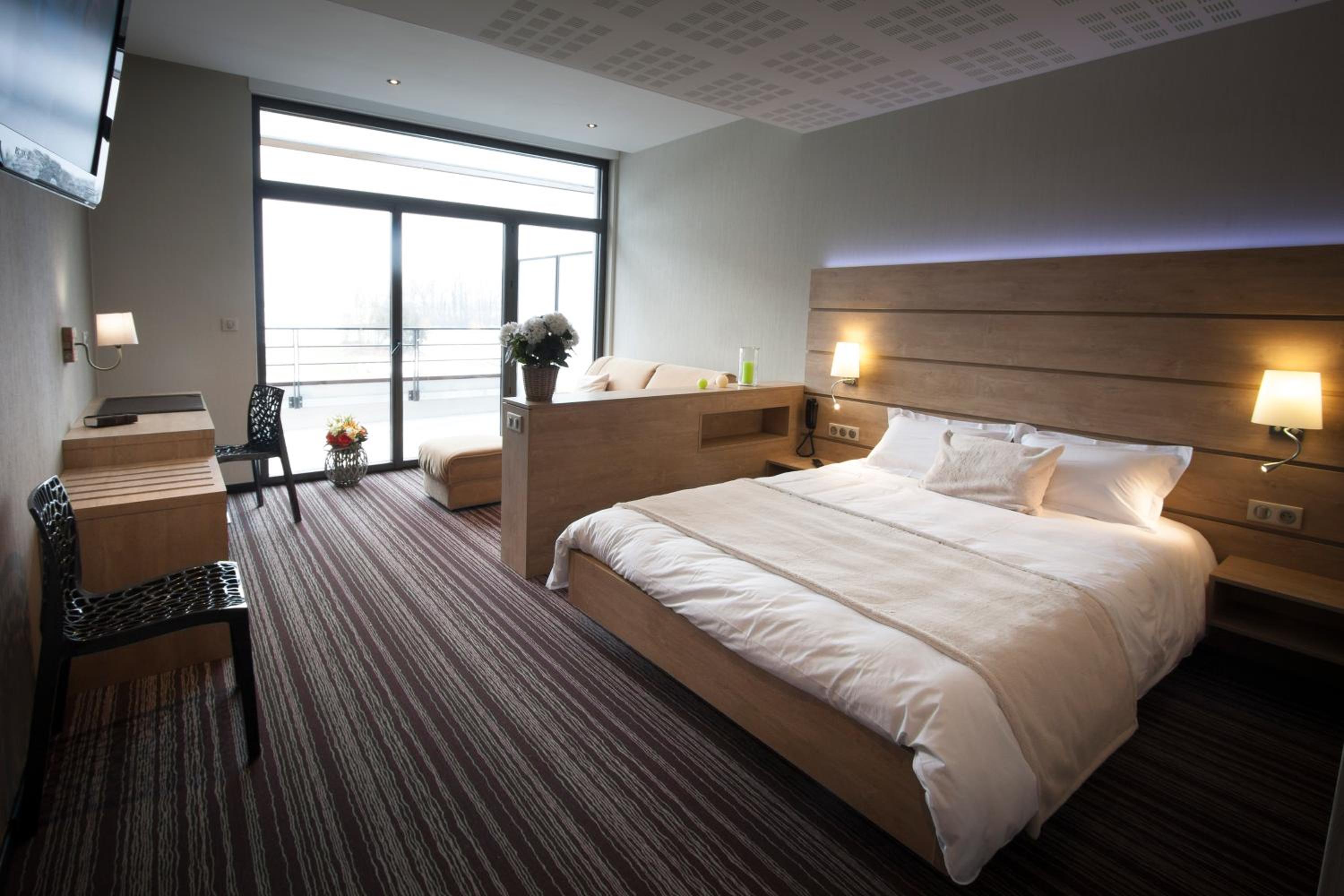 Suite - Photo 4