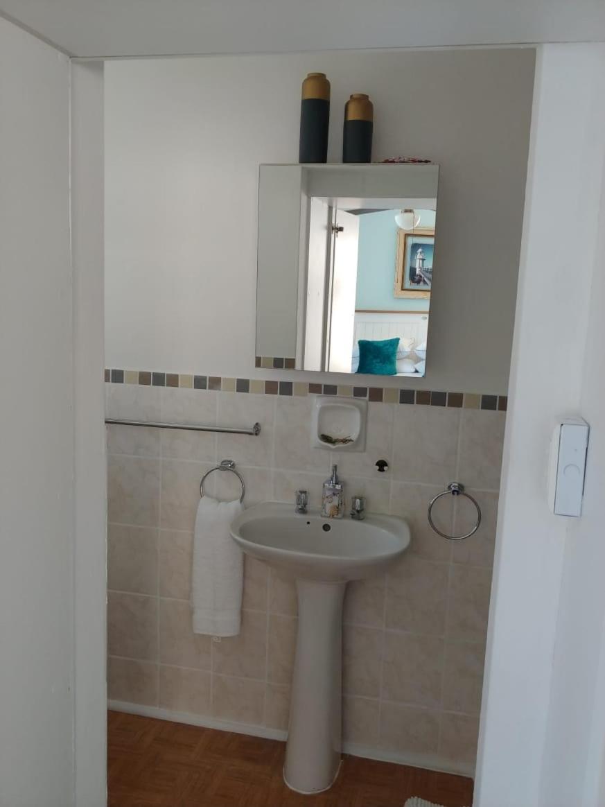 One-Bedroom Apartment - Photo 5