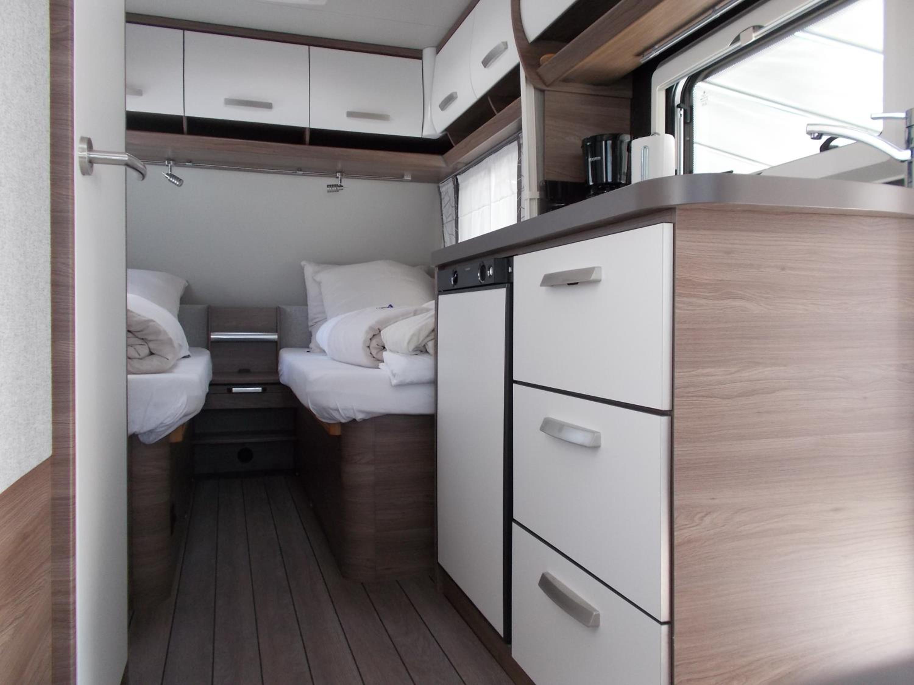 Caravan (2-4 Adults)  photo 1