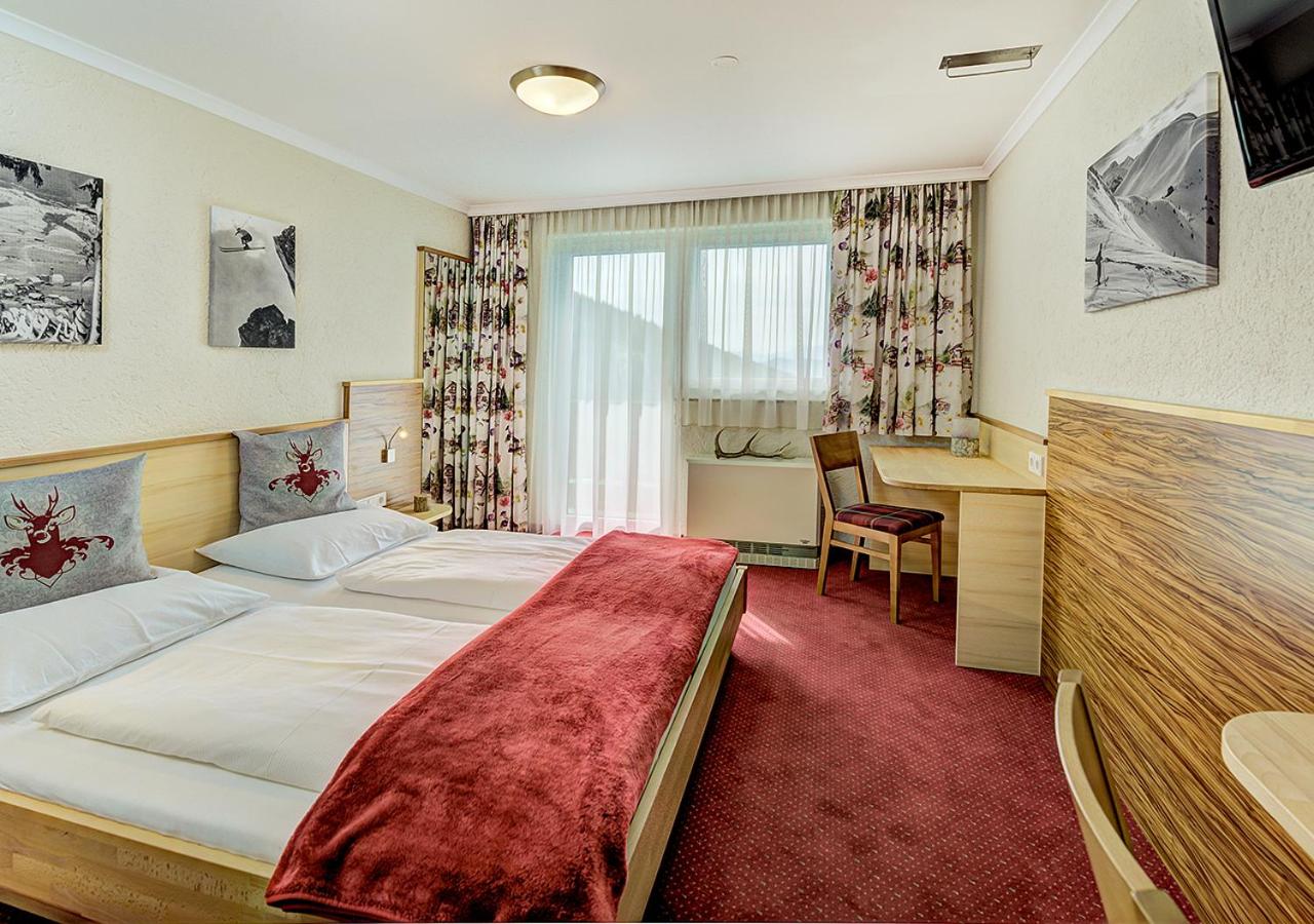 Superior Double Room with Balcony photo 1