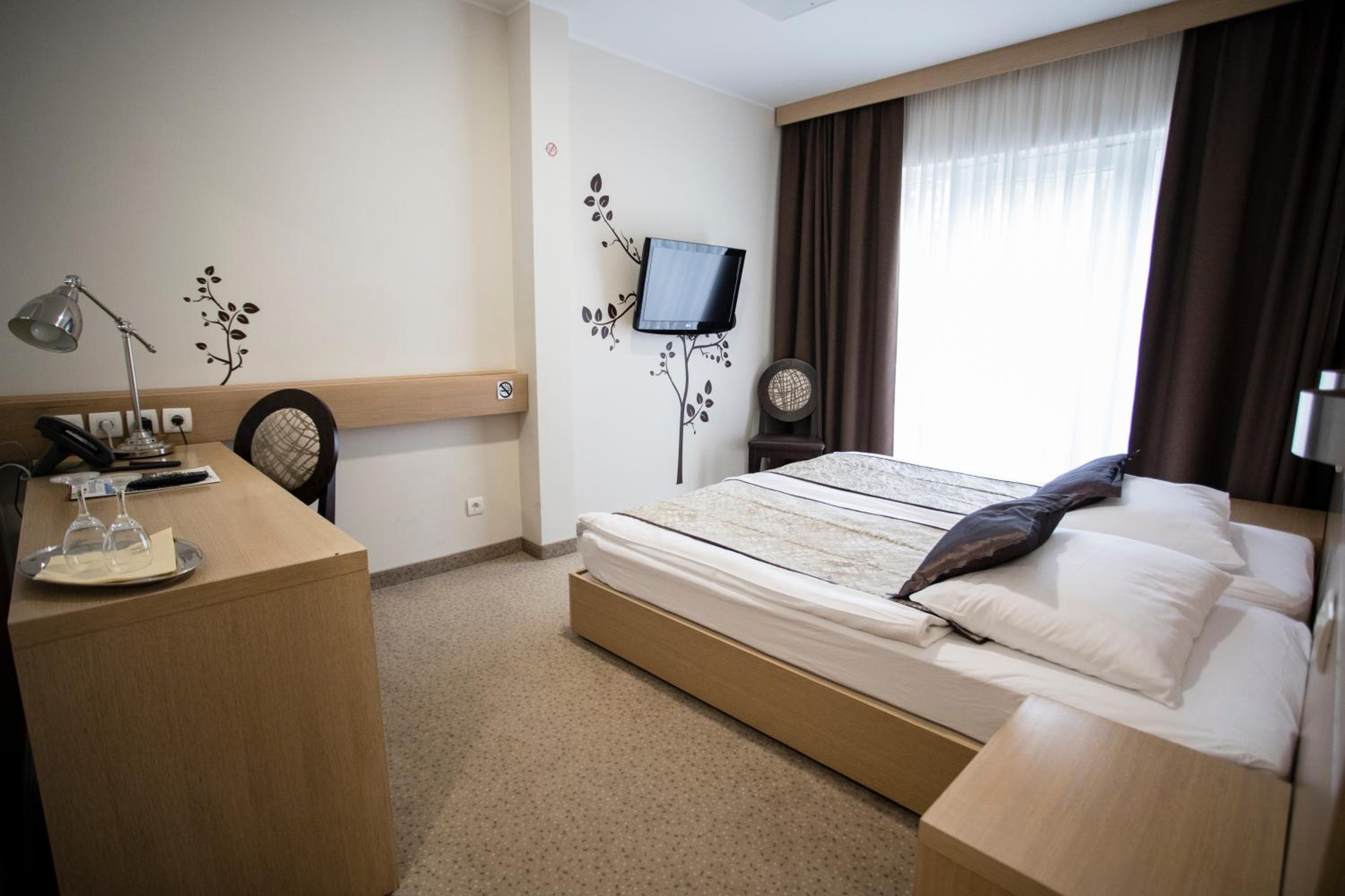 Double or Twin Room with Balcony and Extra bed