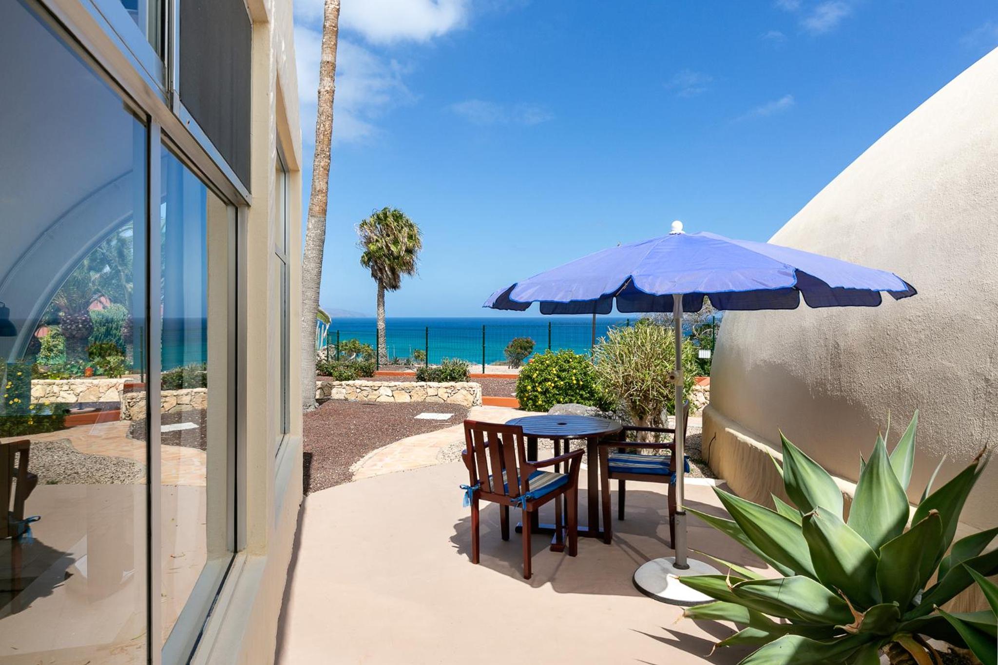 Suite with Sea View (2 Adults + 2 Children) photo 3