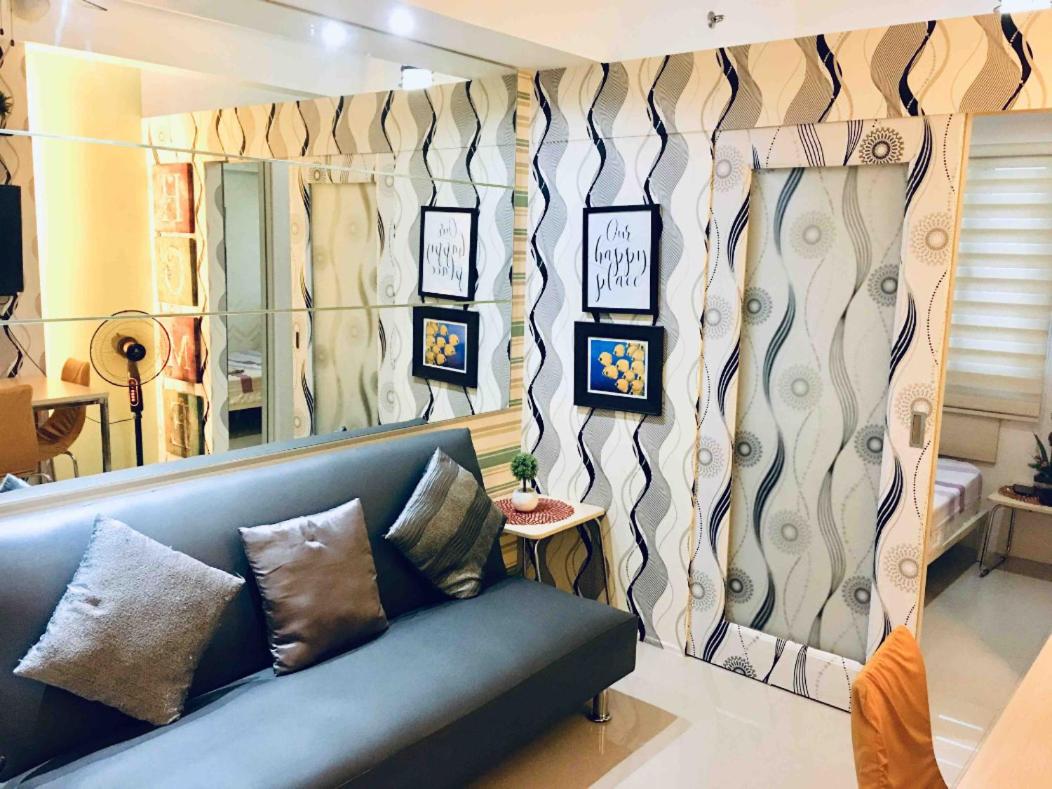 One-Bedroom Apartment - Photo 1