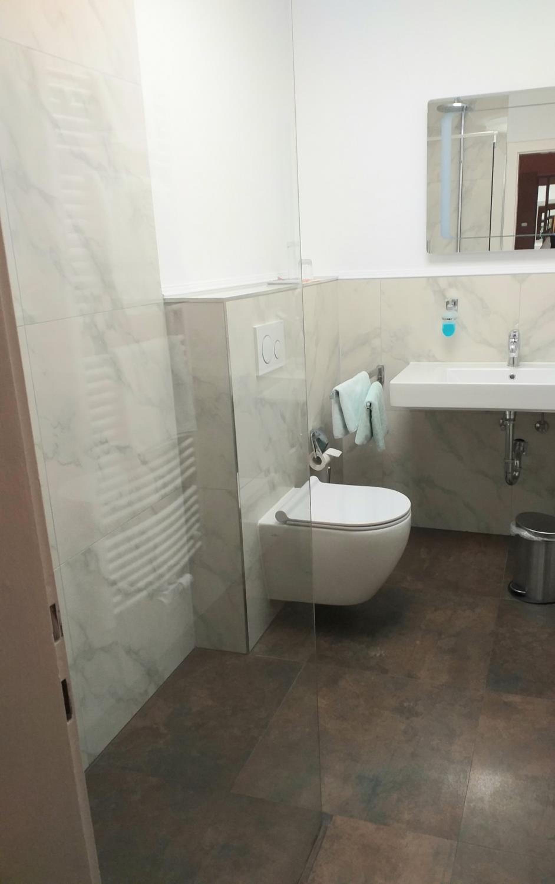 Single Room photo 2