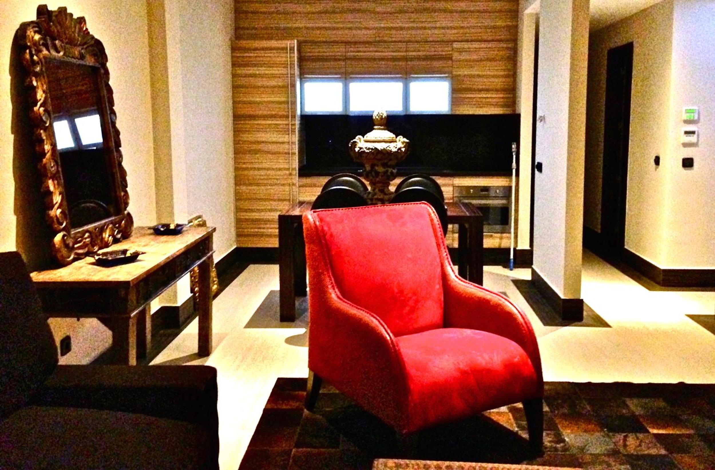 Superior King Suite
